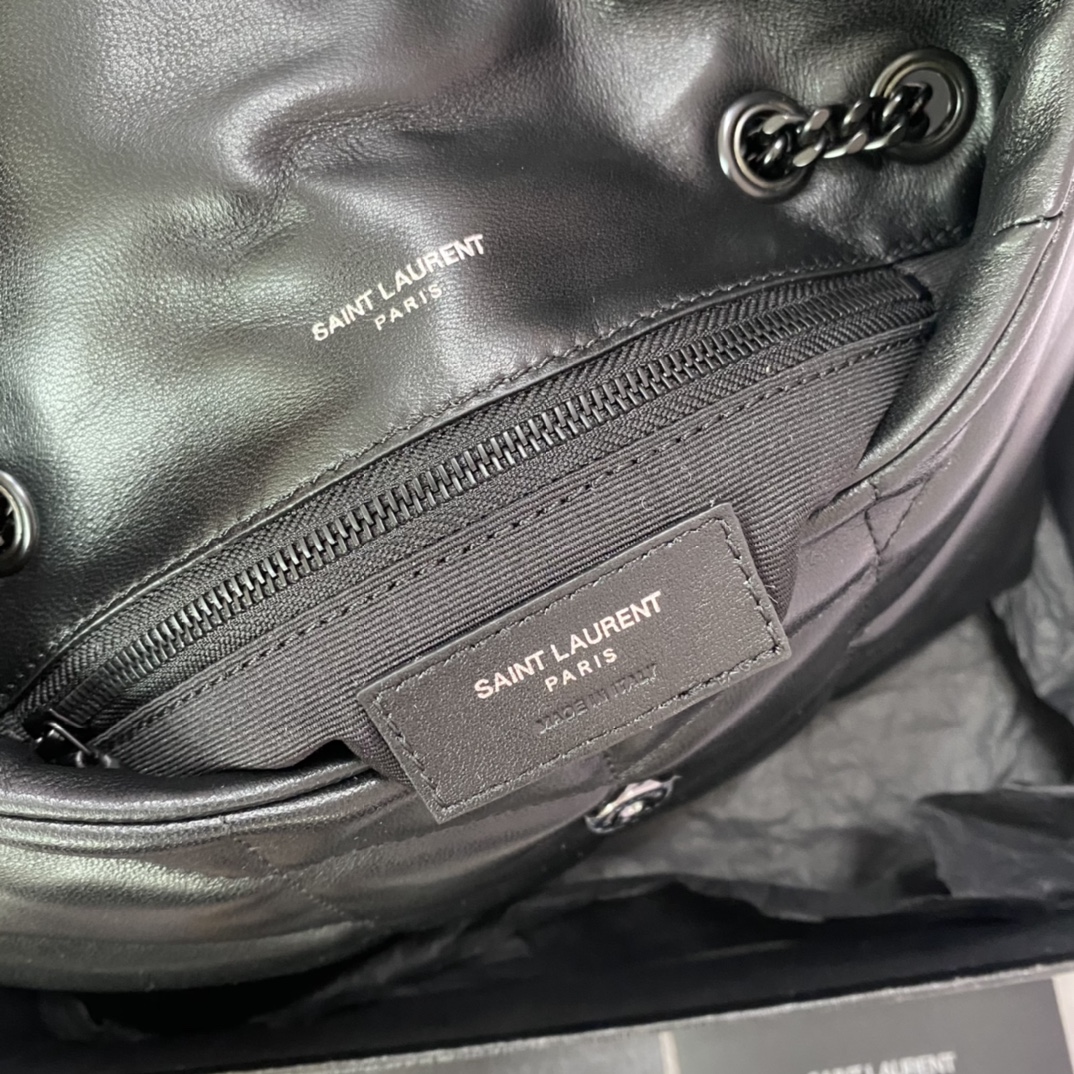 Bagsaaa Y51 Toy Puffer In Nappa Leather 759337 Full Black - 23 X 15.5 X 8.5 CM