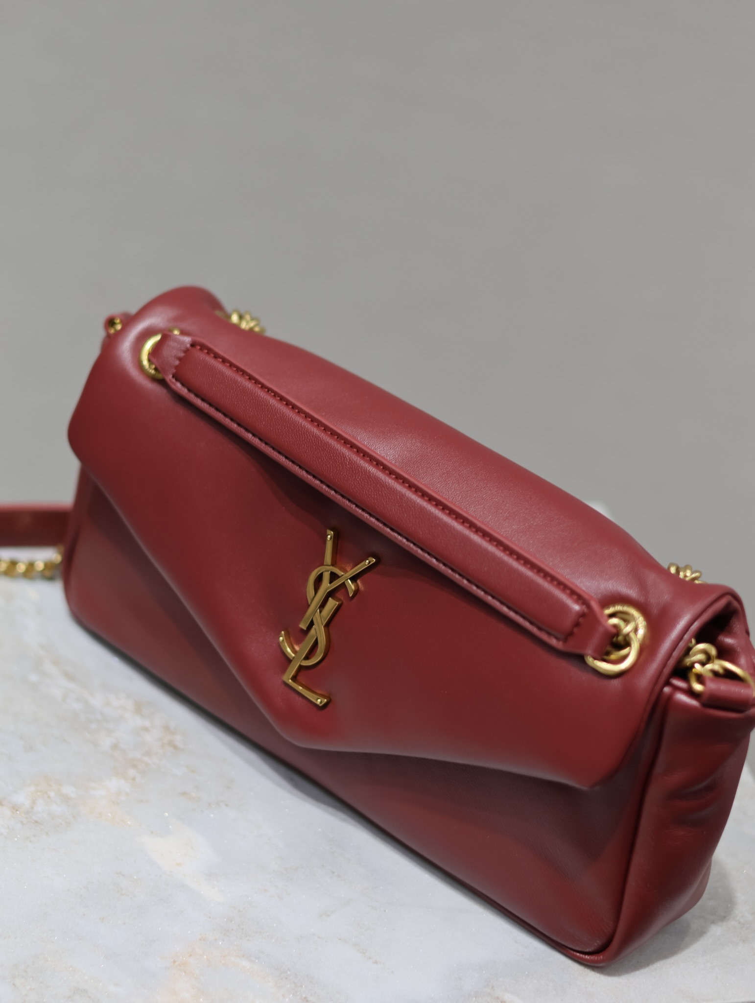 Bagsaaa Y51 Calypso Small In Plunged Lambskin 734153 Red - 26×14×7cm