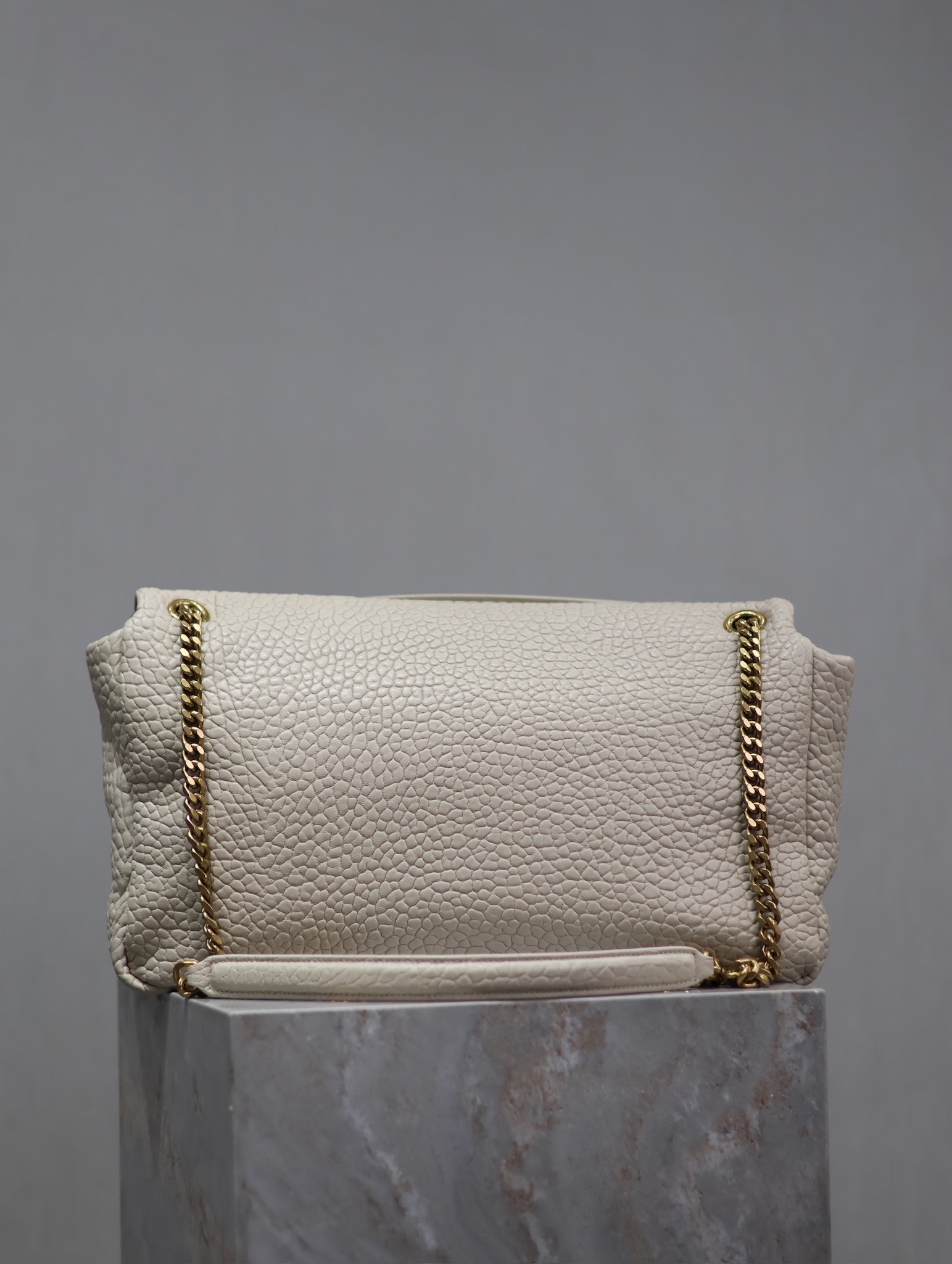 Bagsaaa Y51 Calypso Large In Grained Lambskin 777399 White - 38cm