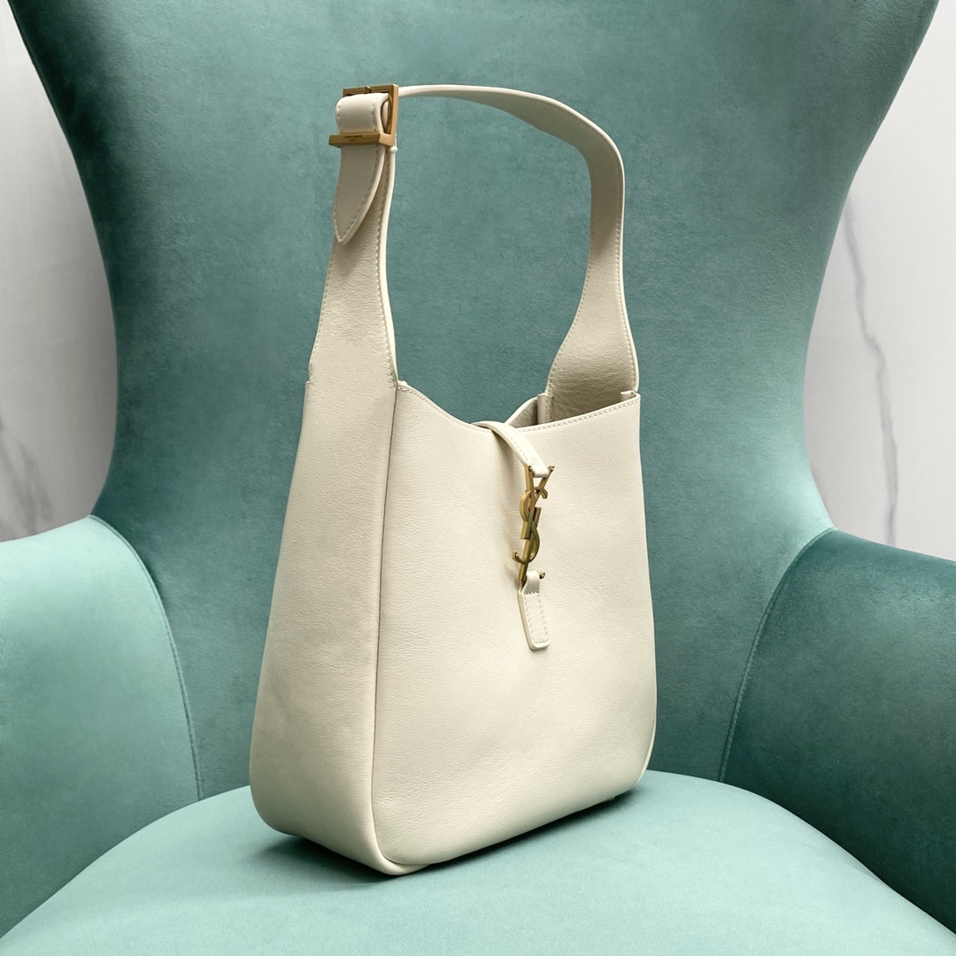 Bagsaaa Y51 Le 5 À 7 S*pple Small In Grained Leather White 713938 - 23x22x10 cm