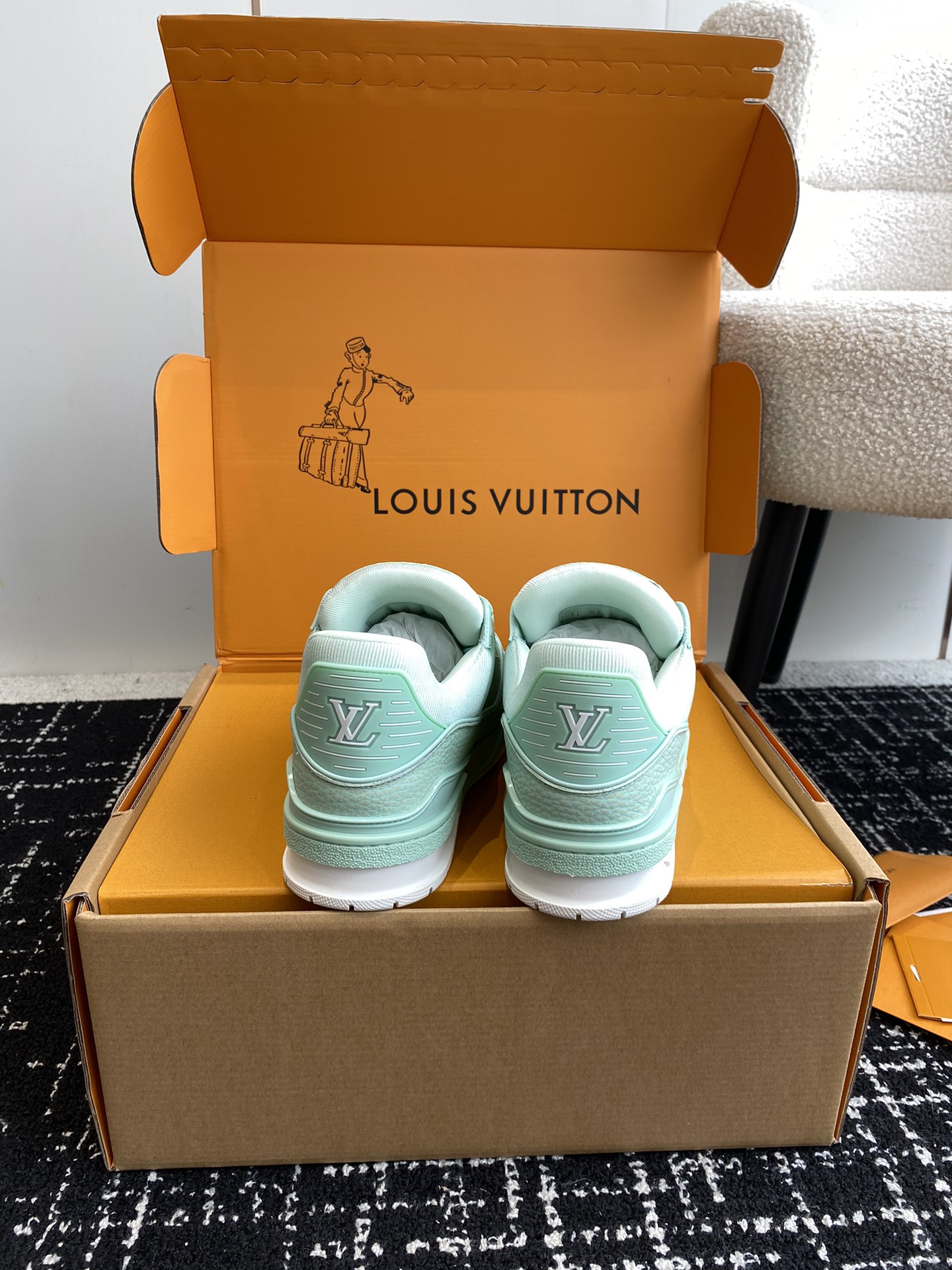 Bagsaaa LV Trainer Sneaker Green