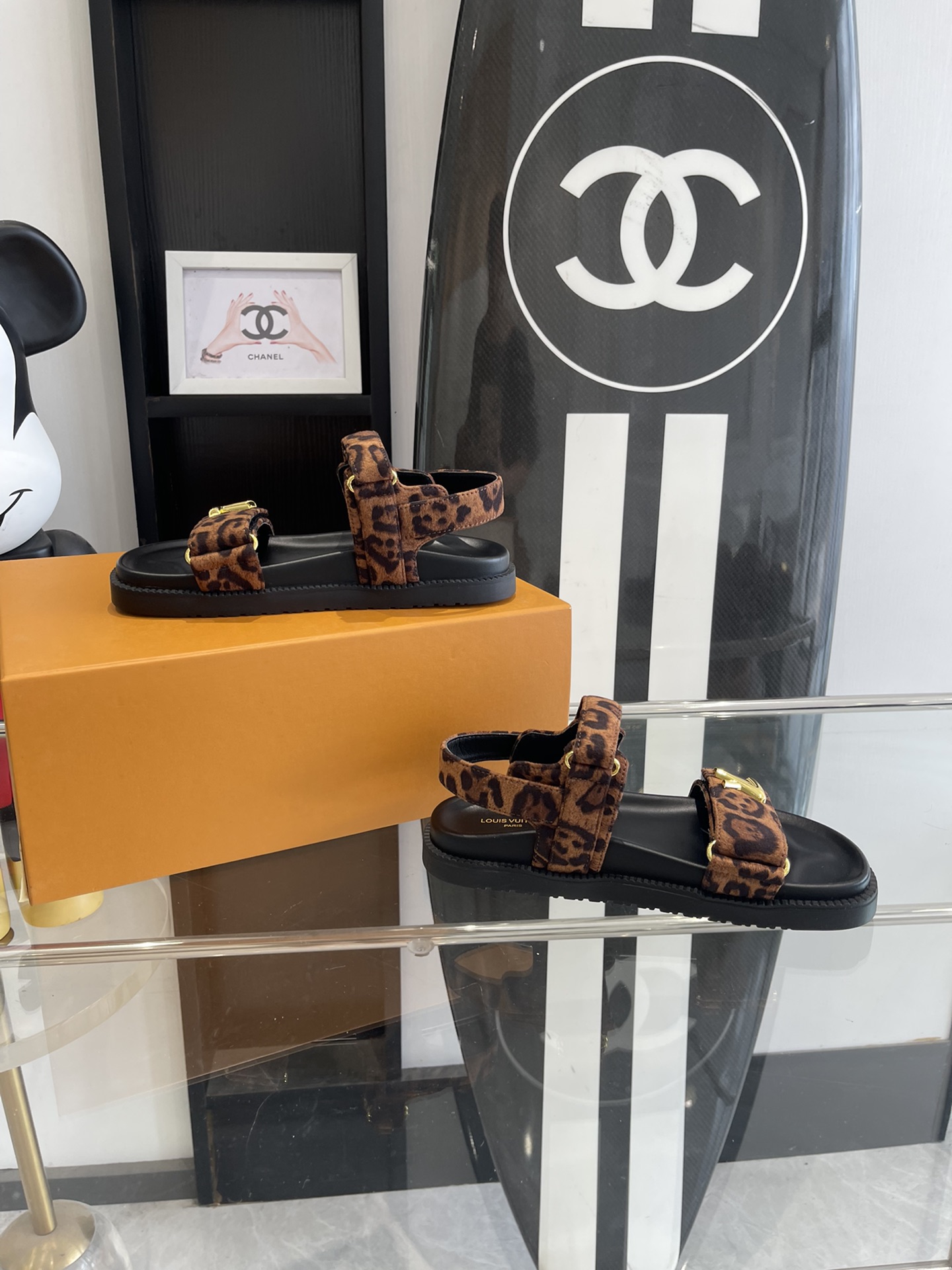 Bagsaaa LV Sunset Flat Comfort Sandal Tawny Brown