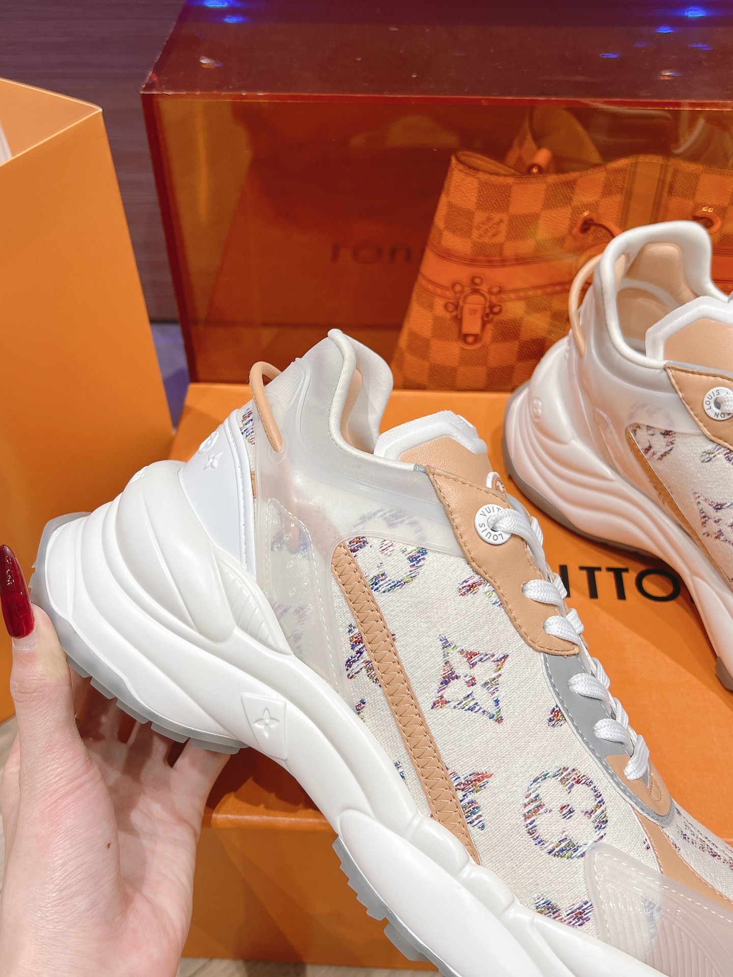 Bagsaaa L0vis Vvtt0n Run 55 Sneaker White Tweed