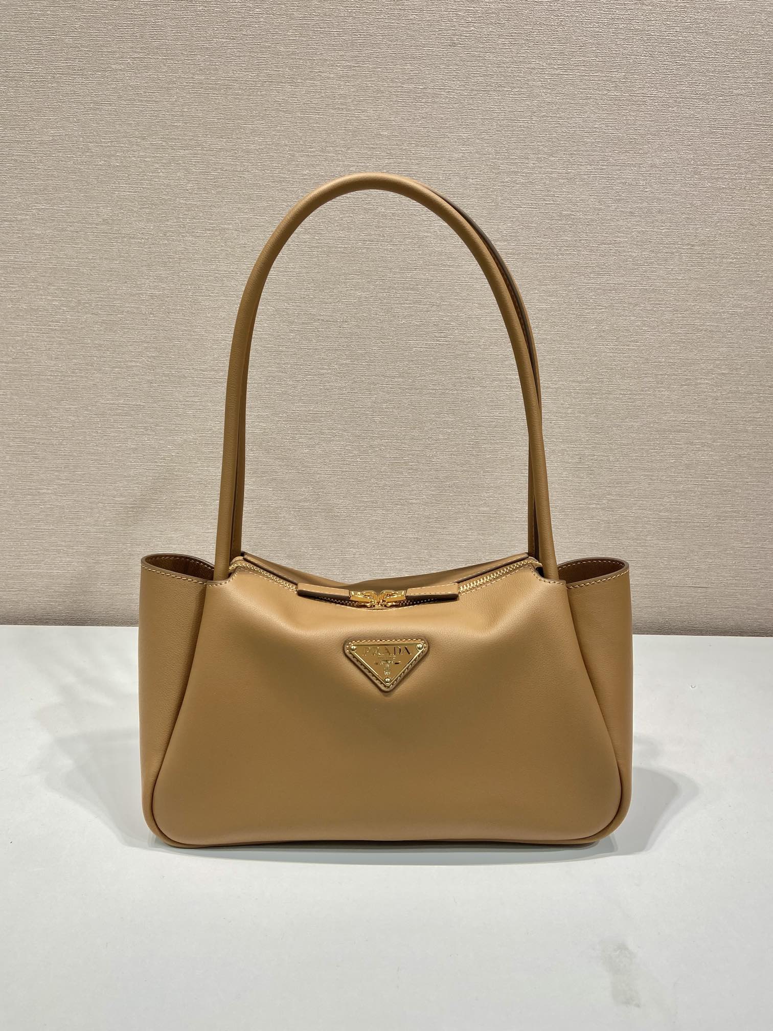 Bagsaaa Pra*a Medium Leather Handbag 1BA444 Caramel - 28x16x10.5 cm
