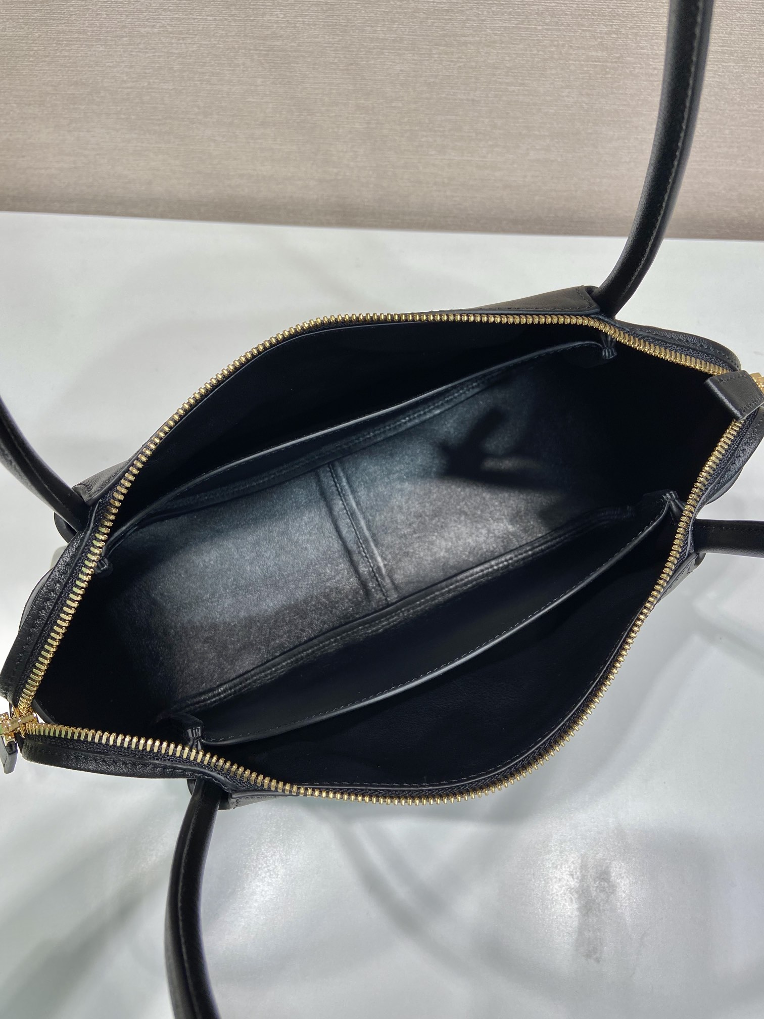 Bagsaaa Pra*a Medium Leather Handbag 1BA444 Black - 28x16x10.5 cm