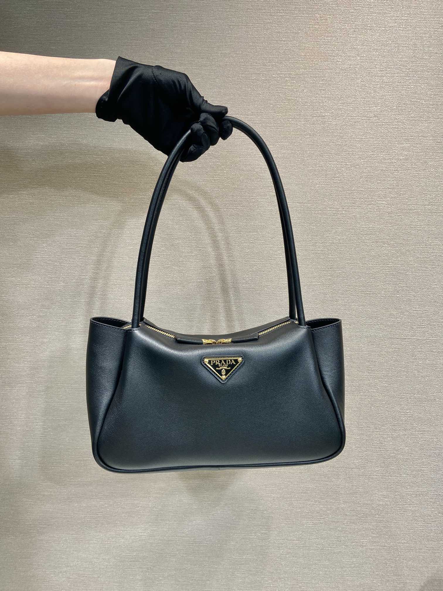 Bagsaaa Pra*a Medium Leather Handbag 1BA444 Black - 28x16x10.5 cm