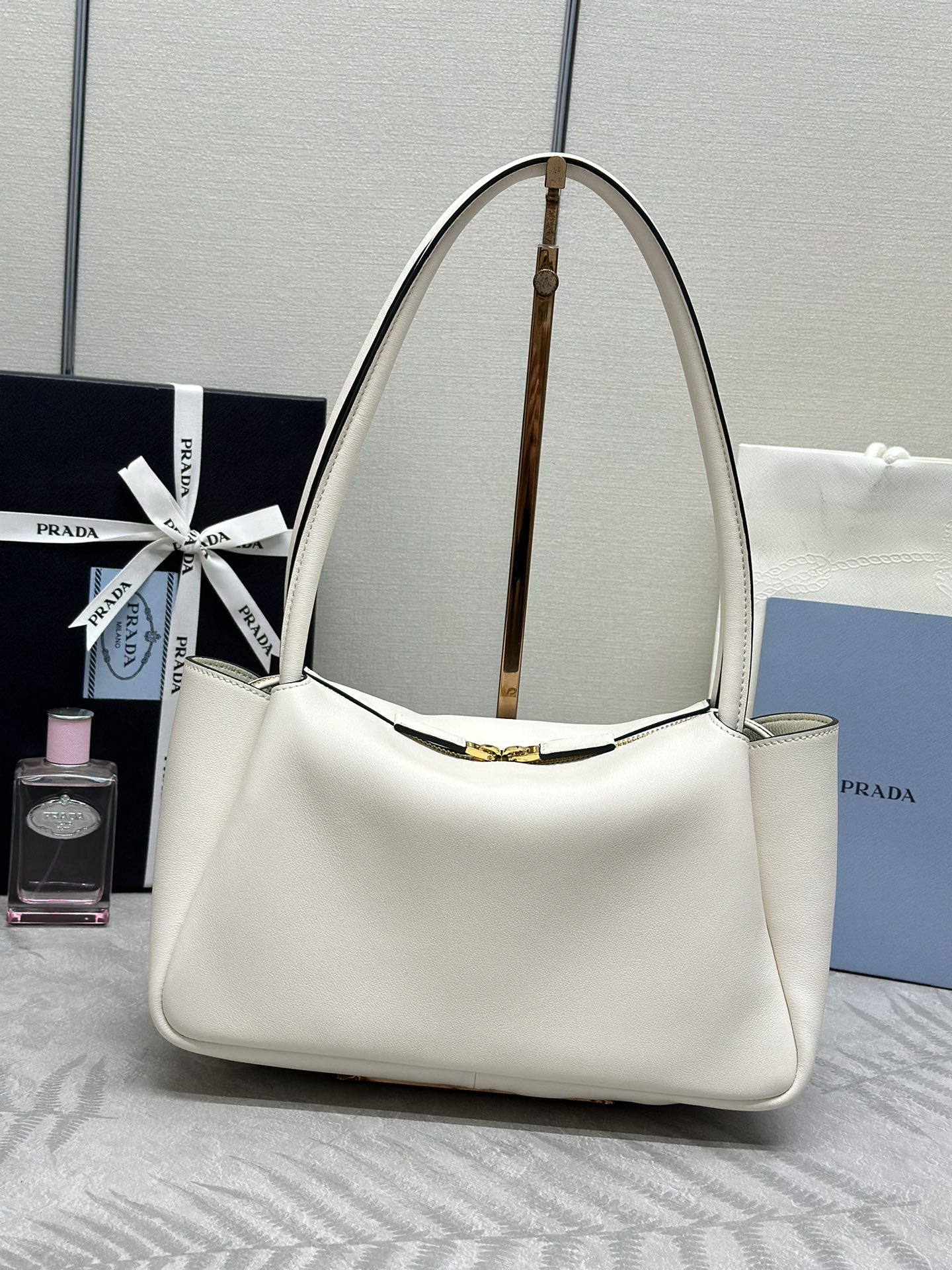 Bagsaaa Pra*a Medium Leather Handbag 1BA444 White - 28x16x10.5 cm