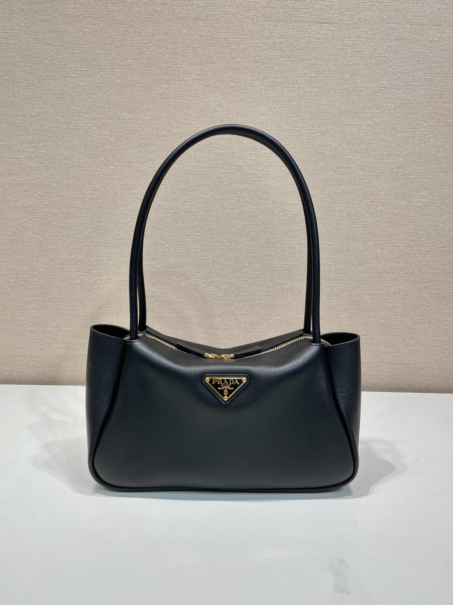 Bagsaaa Pra*a Medium Leather Handbag 1BA444 Black - 28x16x10.5 cm