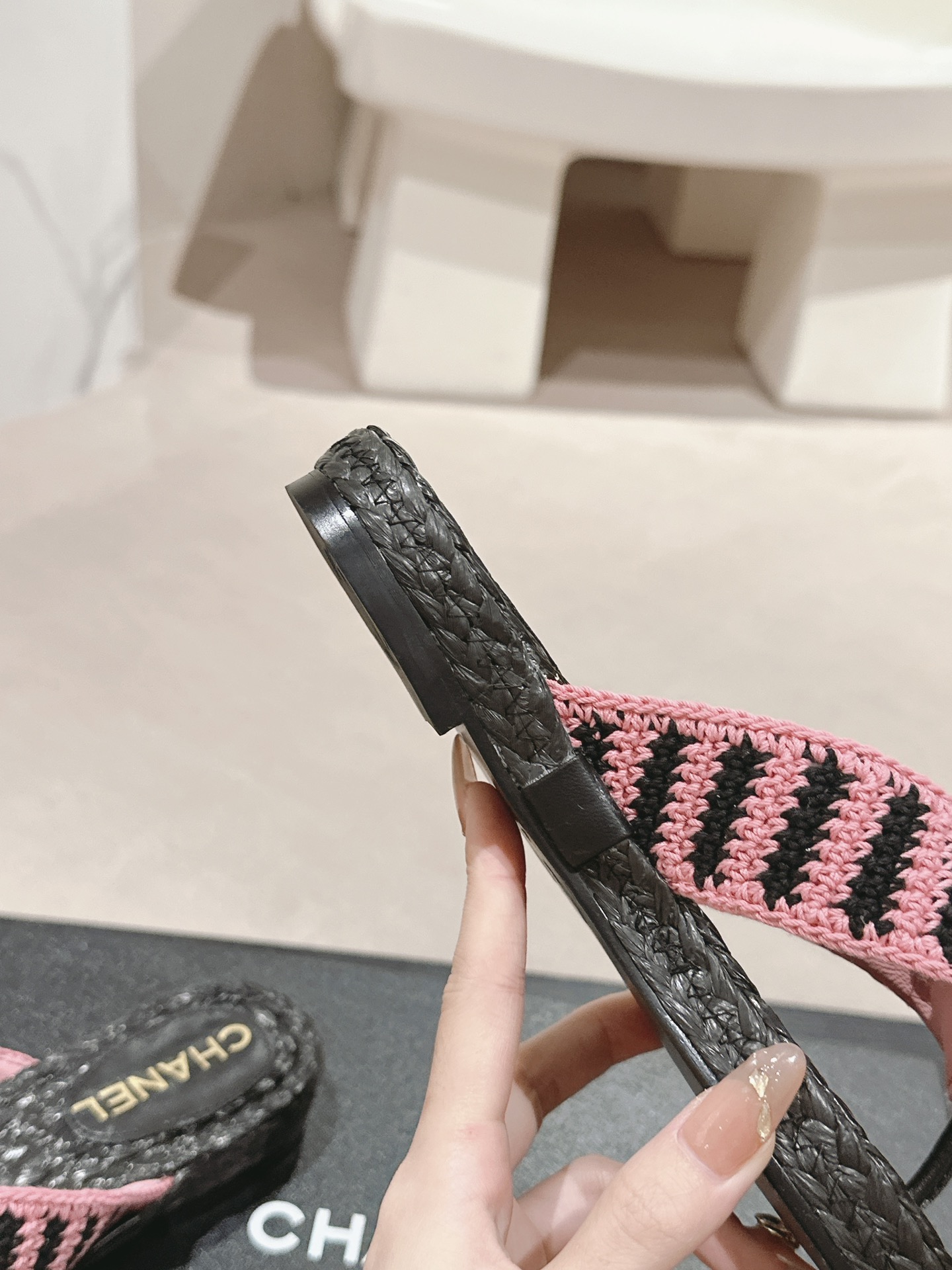 Bagsaaa Ch**el Thongs Crochet Black & Pink G45595
