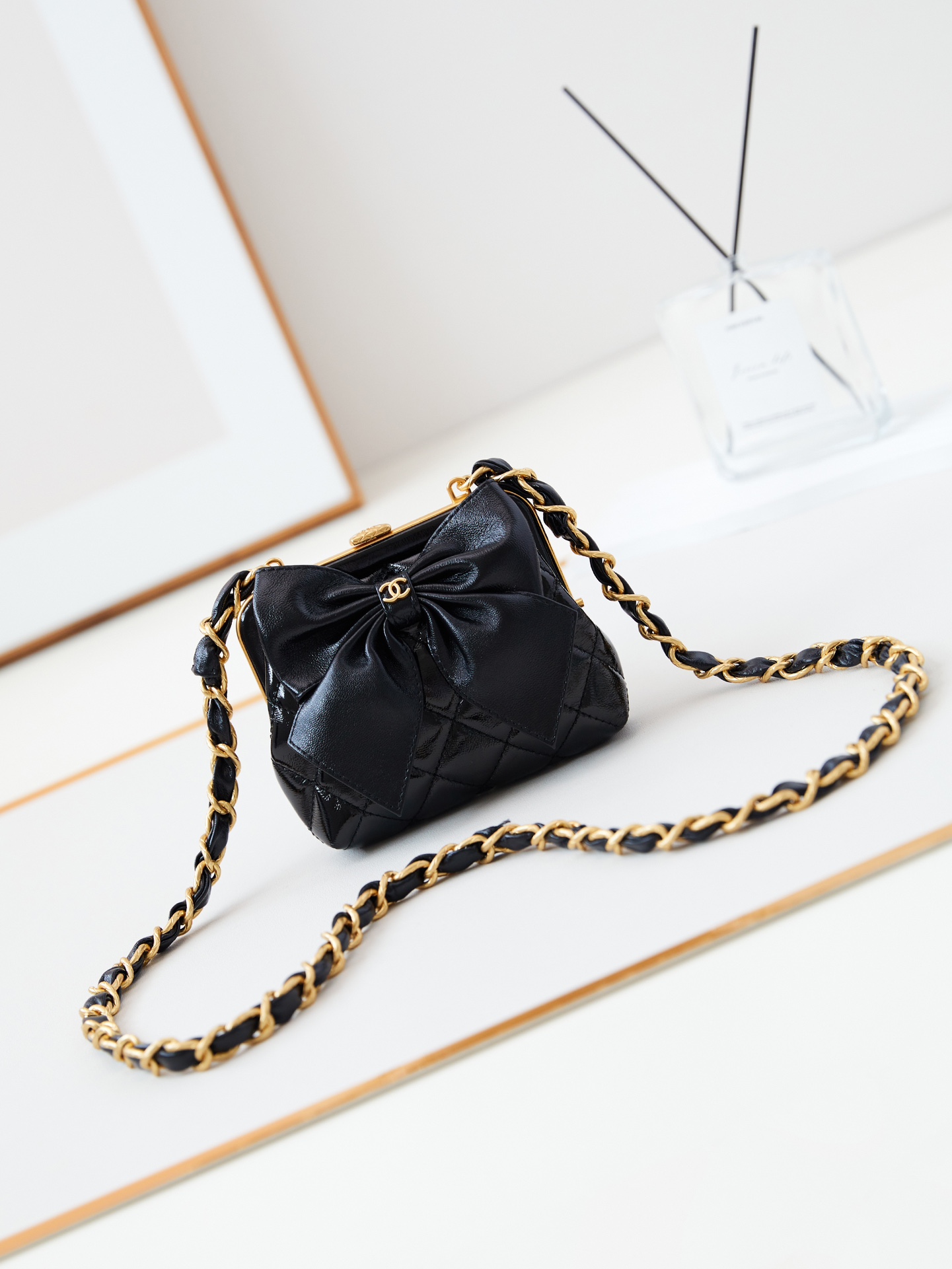 Bagsaaa Ch**el Clutch With Chain AP4028 Black - 12 × 13 × 4 cm