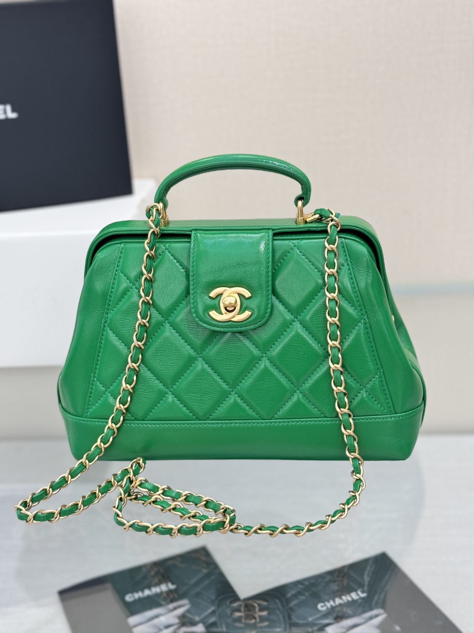 Bagsaaa Ch**el Small Bag With Top Handle AS4959 Green - 16 × 23.5 × 8 cm