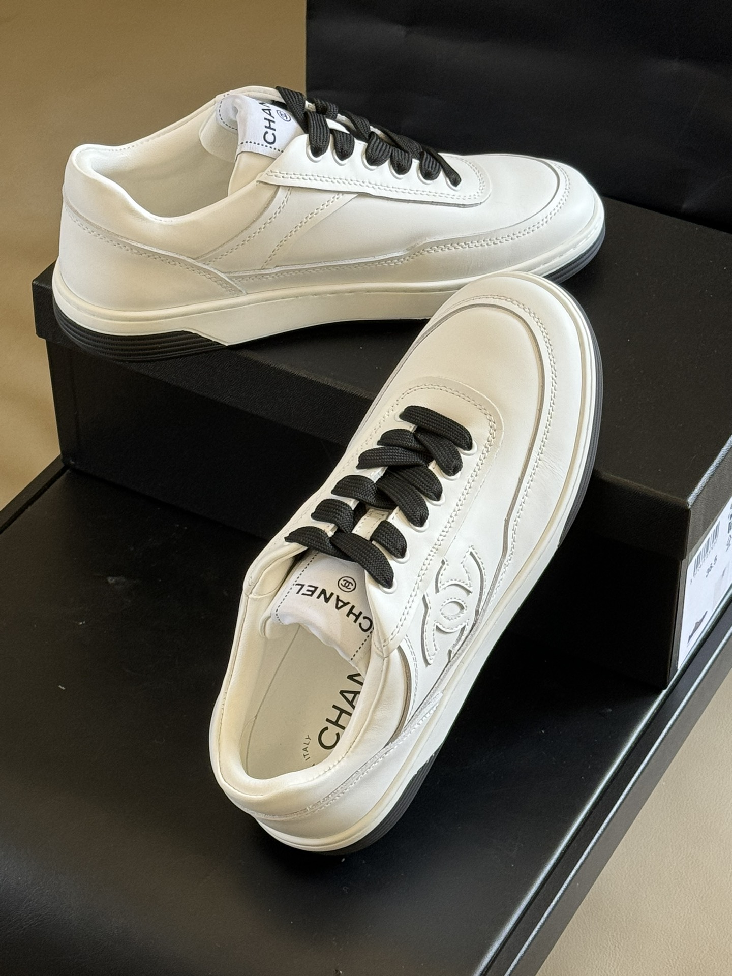 Bagsaaa Ch**el Sneakers G39978 White