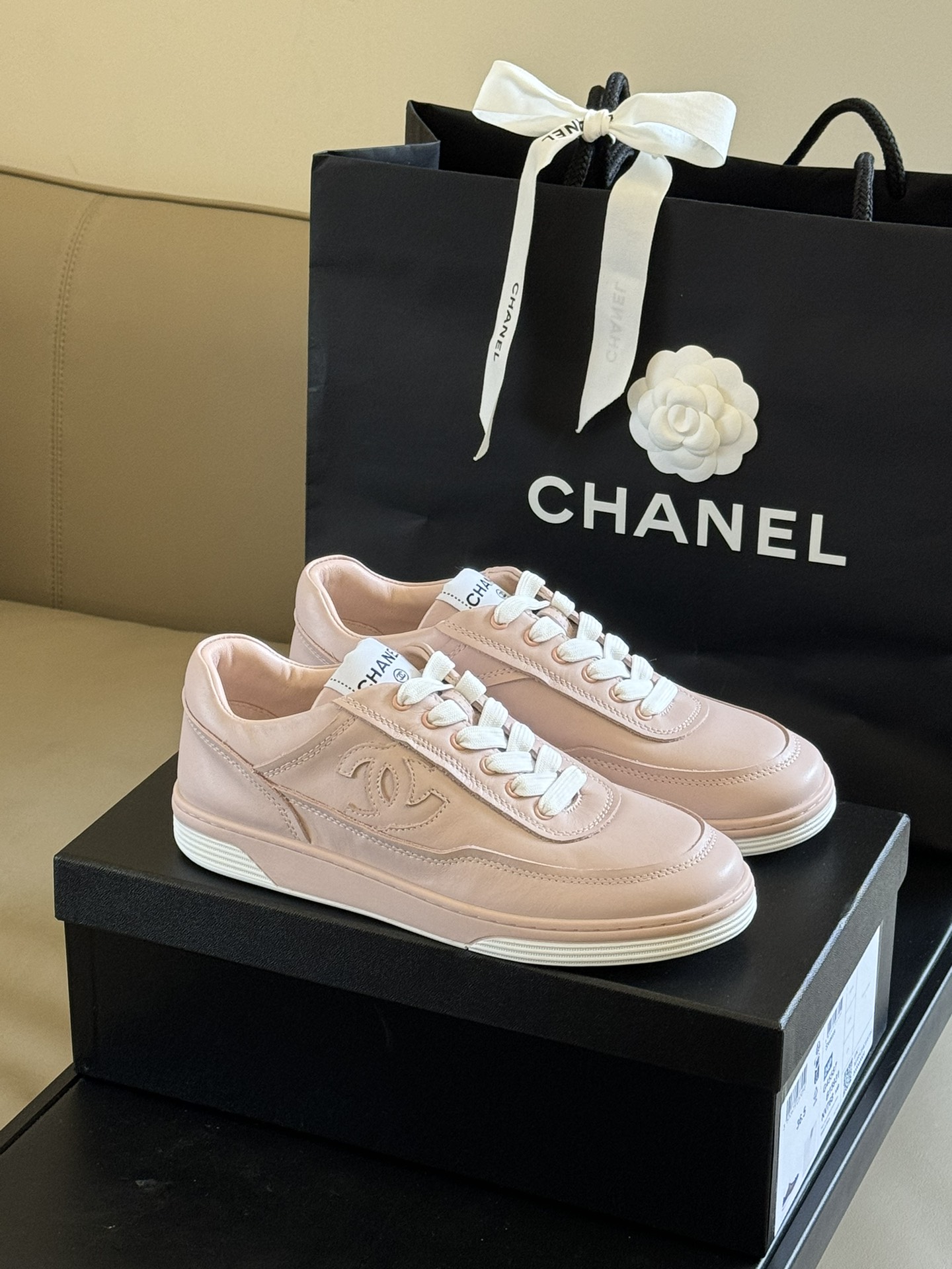 Bagsaaa Ch**el Sneakers G39978 Pink