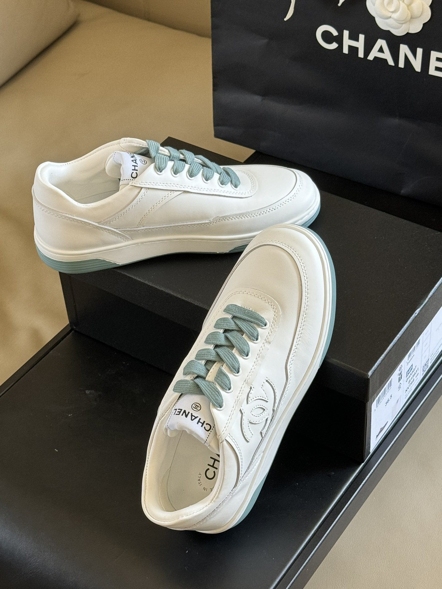 Bagsaaa Ch**el Sneakers G39978 White & Blue