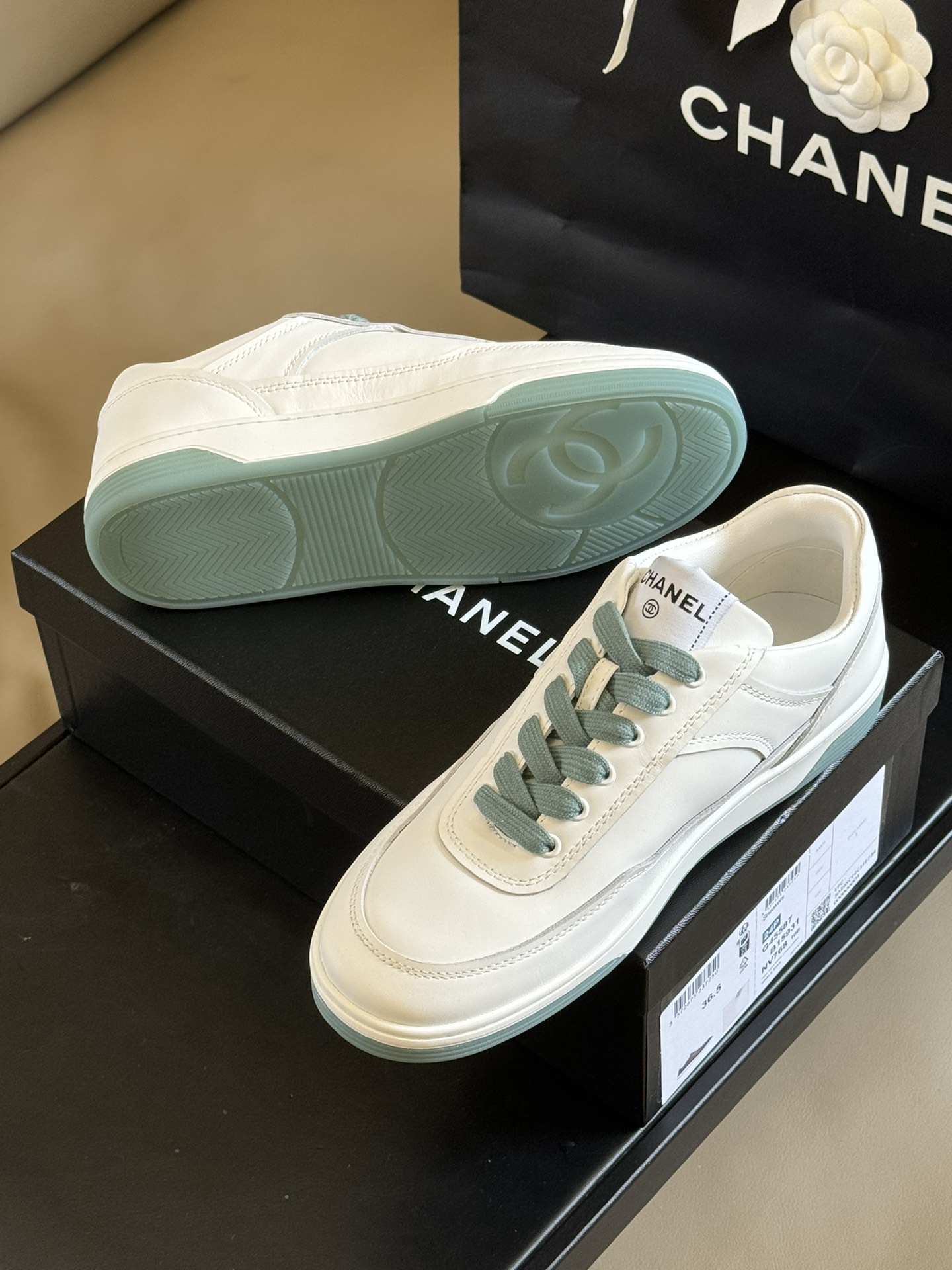 Bagsaaa Ch**el Sneakers G39978 White & Blue