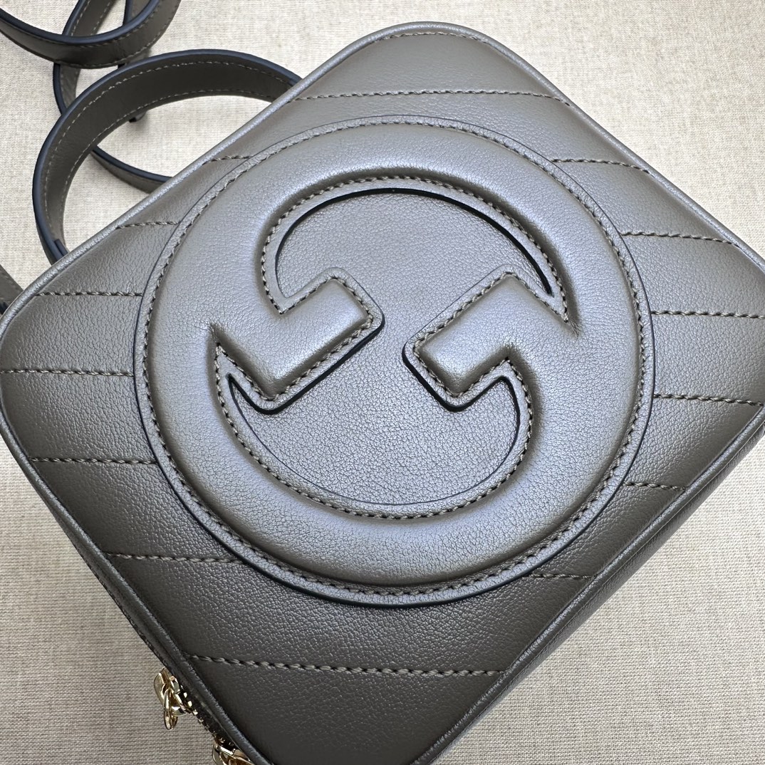 Bagsaaa Gvc*1 Blondie Top Handle Bag 744434 Dark Gray - 17x15x9 cm
