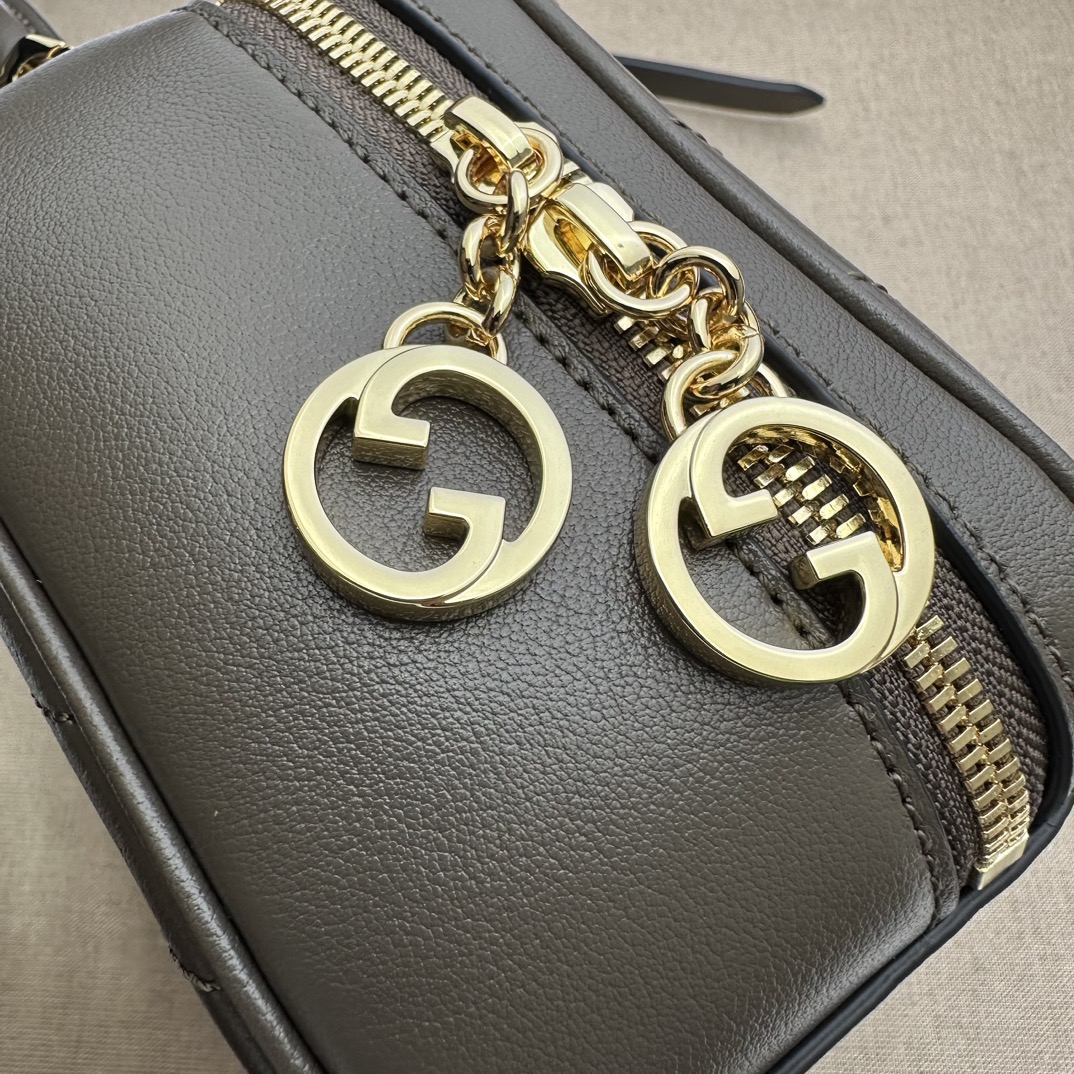 Bagsaaa Gvc*1 Blondie Top Handle Bag 744434 Dark Gray - 17x15x9 cm