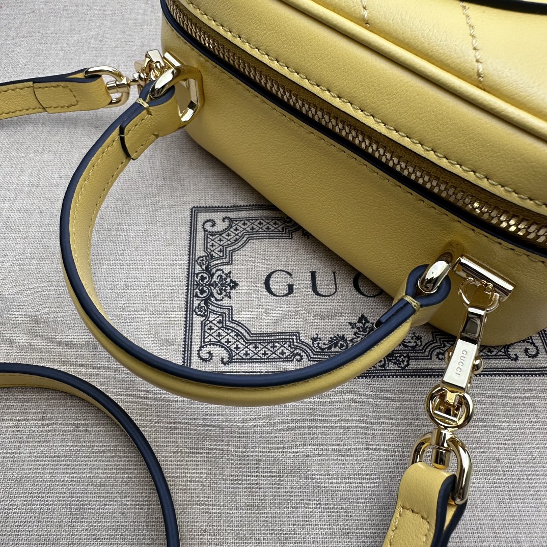 Bagsaaa Gvc*1 Blondie Top Handle Bag 744434 Yellow - 17x15x9 cm