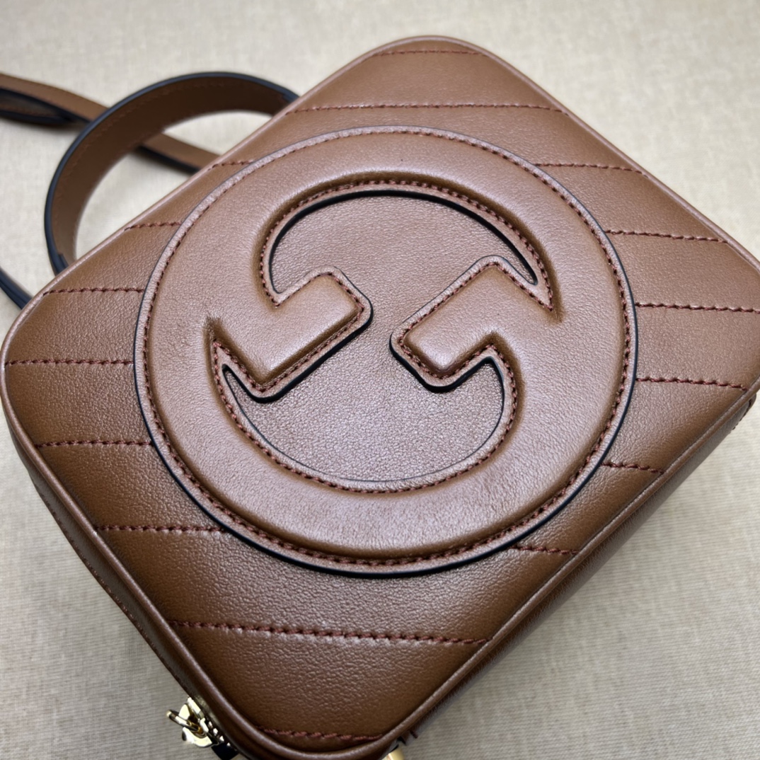 Bagsaaa Gvc*1 Blondie Top Handle Bag 744434 Brown - 17x15x9 cm