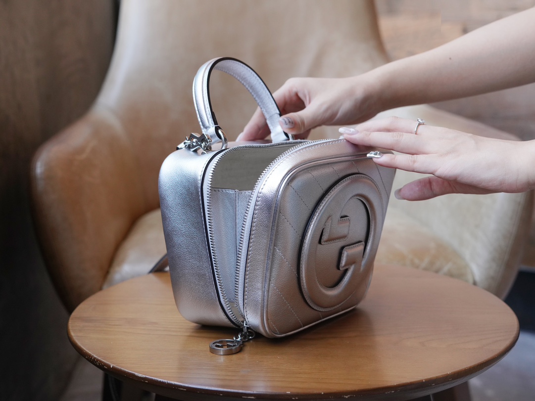 Bagsaaa Gvc*1 Blondie Top Handle Bag 744434 Silver - 17x15x9 cm