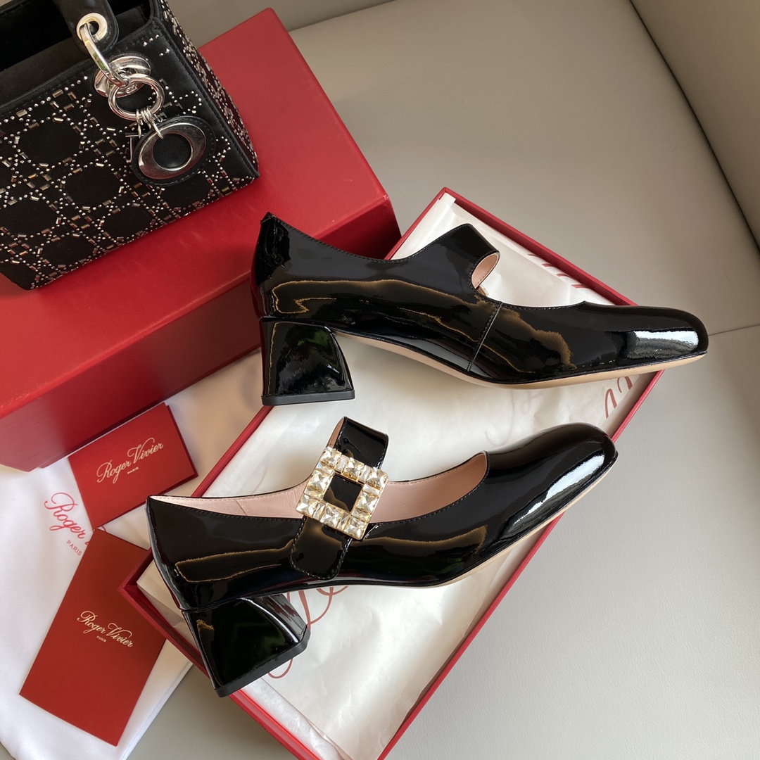 Bagsaaa Roger Vivier Très Vivier Rhinestone Buckle Babies Pumps Black