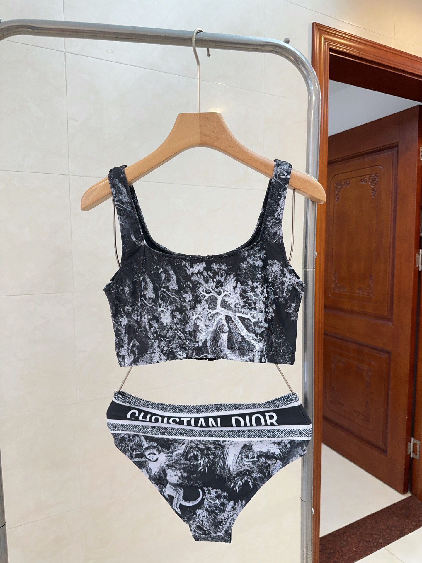 Bagsaaa D10r Bikini 02