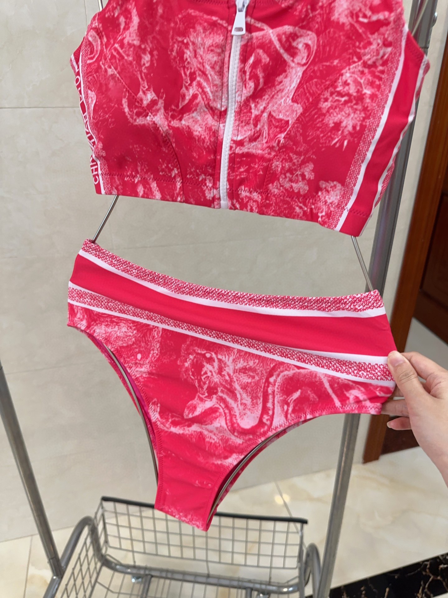 Bagsaaa D10r Bikini 03