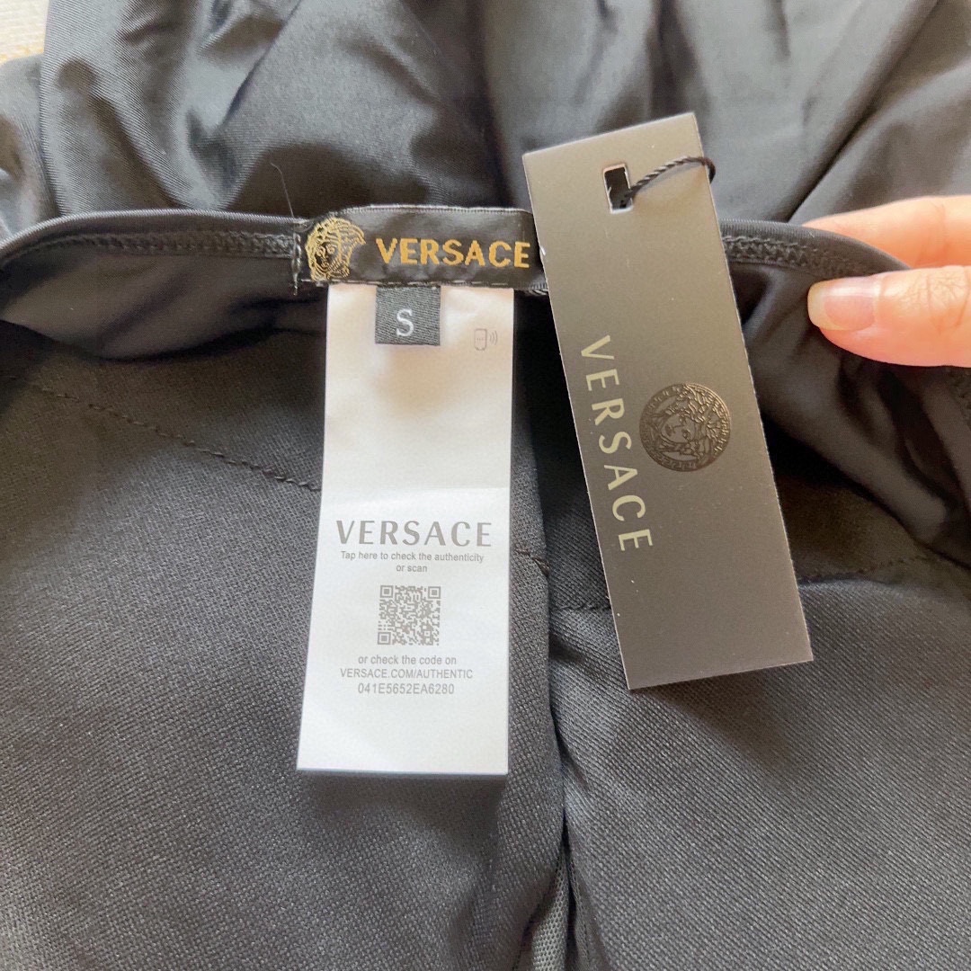 Bagsaaa Versace Bikini 01