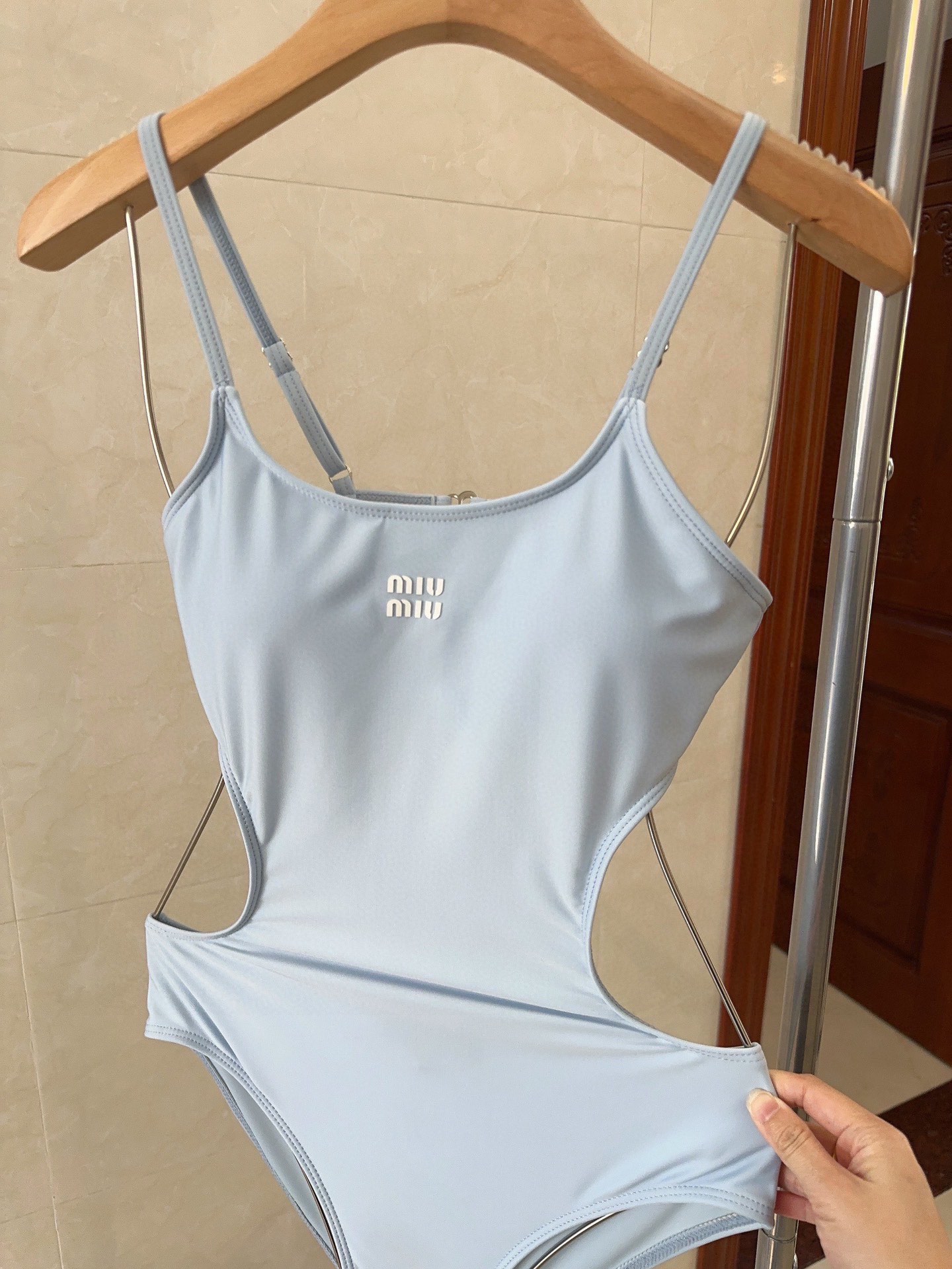 Bagsaaa M1um1u Bikini 01