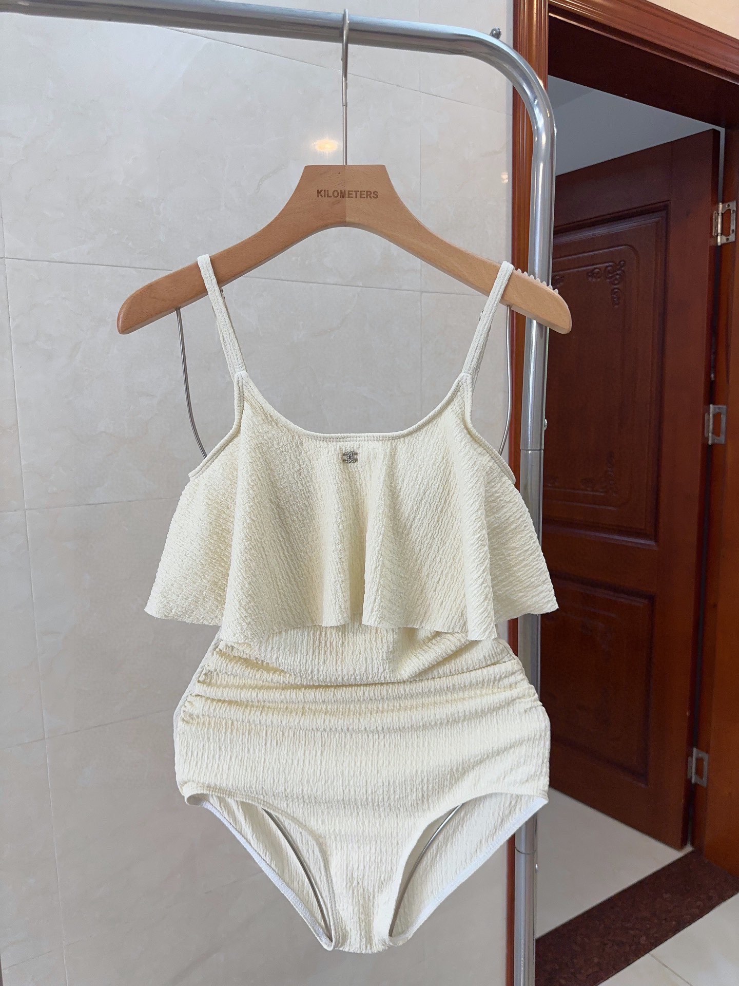 Bagsaaa Ch**el Bikini 01