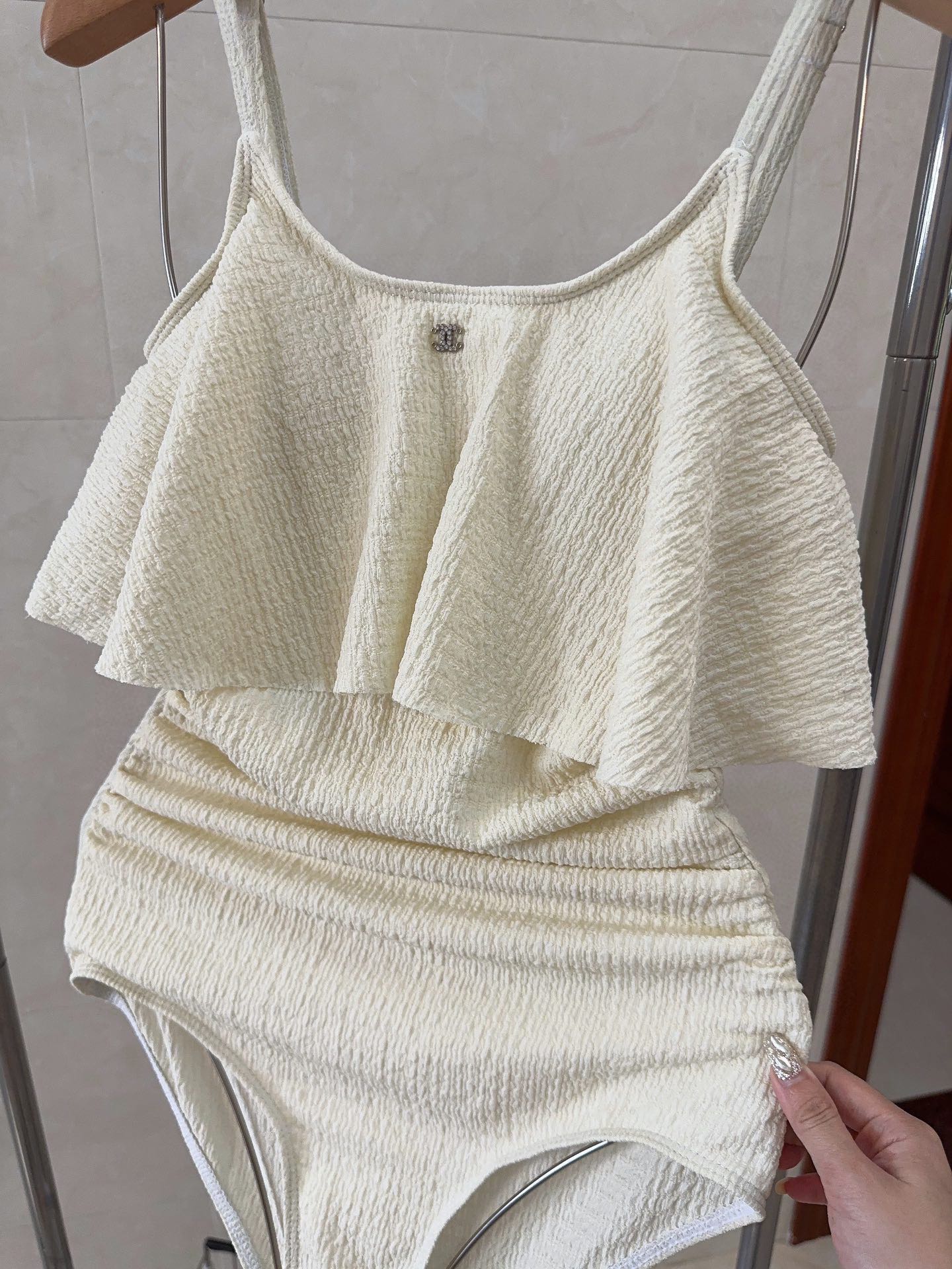 Bagsaaa Ch**el Bikini 01