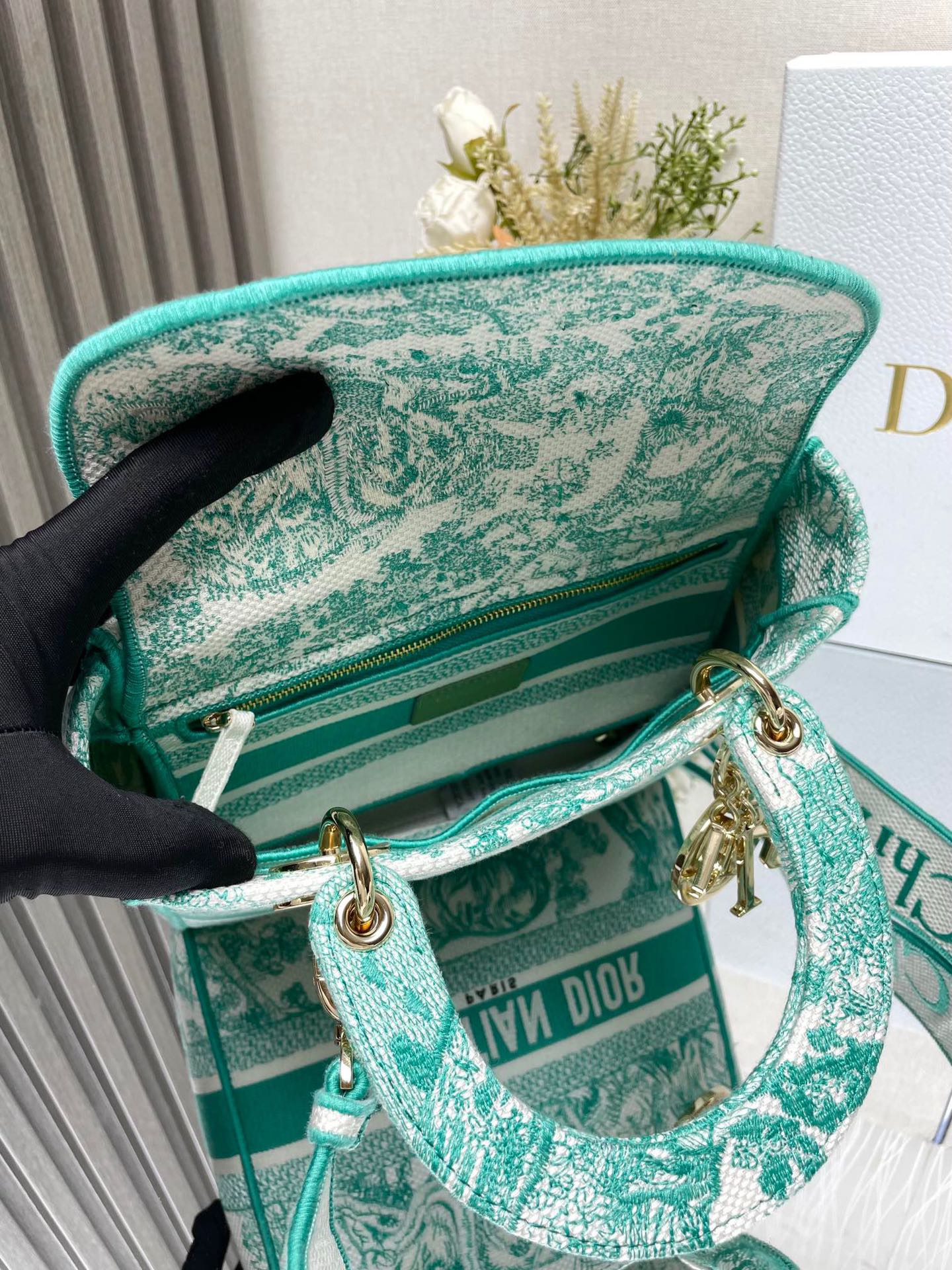 Bagsaaa Medium D10riviera Lady D-Lite Bag Aquamarina Toile de Jouy Embroidery - 24 x 20 x 12 cm