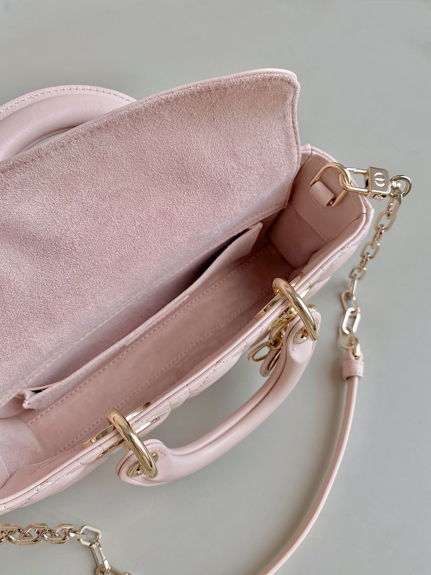 Bagsaaa D10r Small Lady D-Joy Bag Powder Pink Cannage Lambskin - 22 x 12 x 6 cm