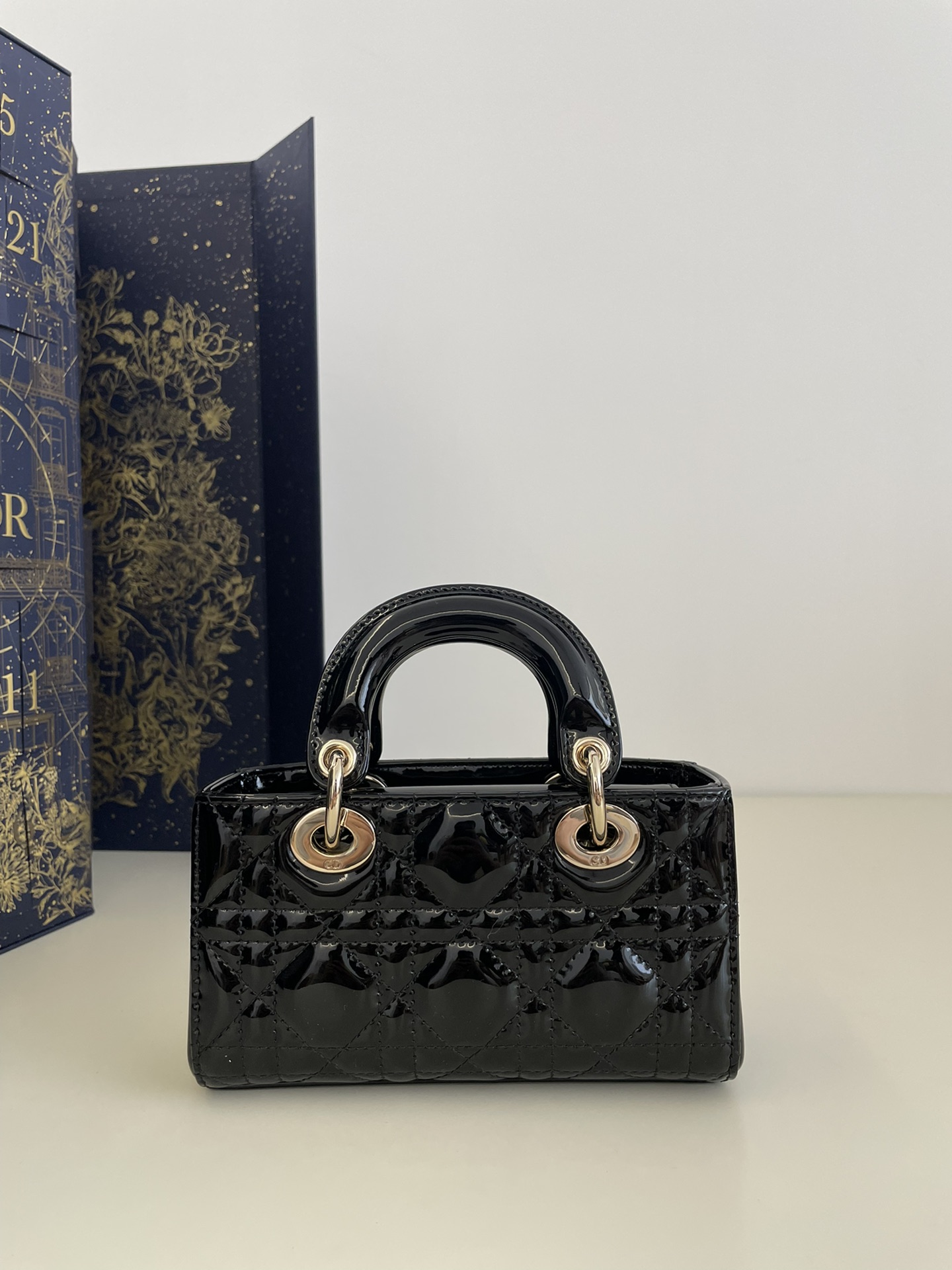 Bagsaaa D10r Lady D-Joy Micro Bag Black Patent Cannage Calfskin - 16 x 9 x 5 cm
