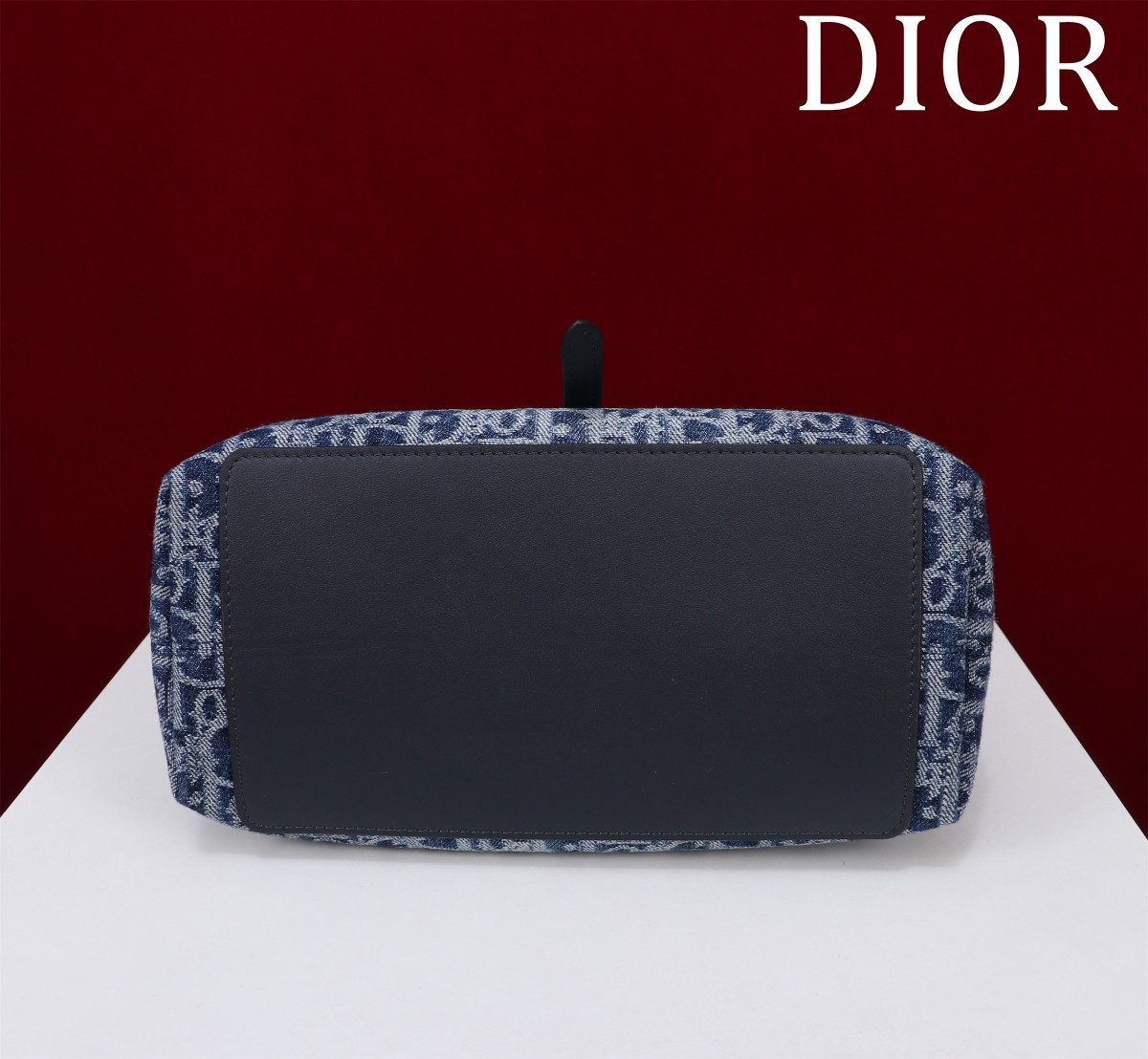 Bagsaaa Medium D10r Toujours Bag Blue Denim D10r Oblique Jacquard - 28.5 x 21.5 x 17 cm