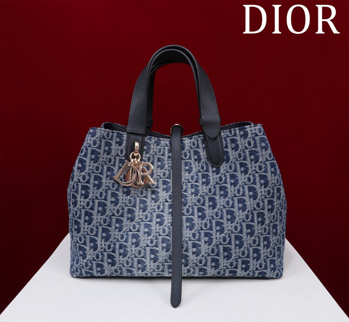 Bagsaaa Large D10r Toujours Bag Blue Denim D10r Oblique Jacquard - 37 x 27 x 19 cm