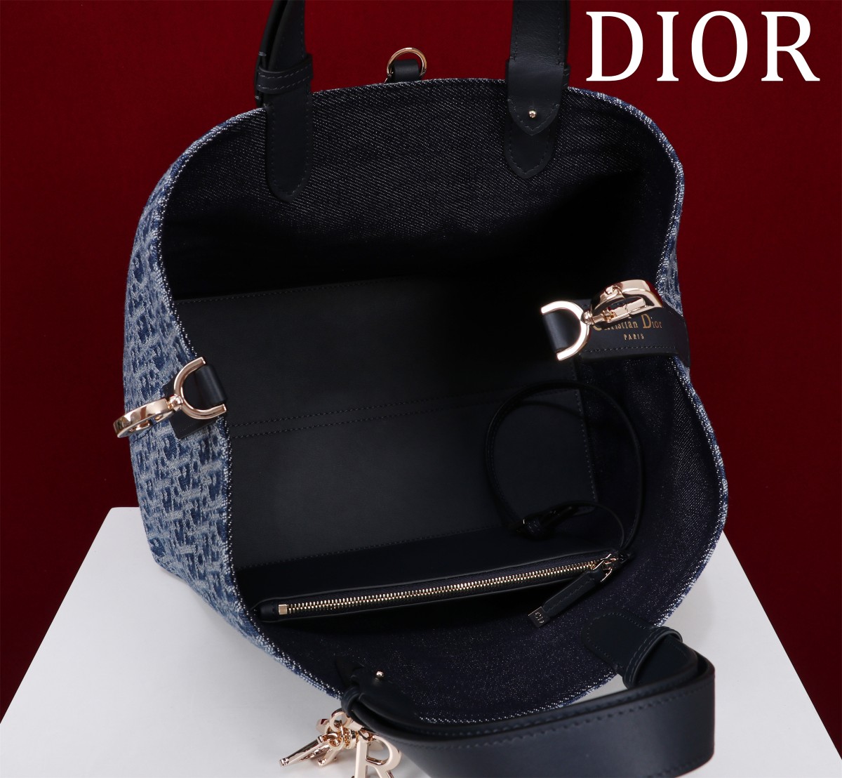 Bagsaaa Large D10r Toujours Bag Blue Denim D10r Oblique Jacquard - 37 x 27 x 19 cm