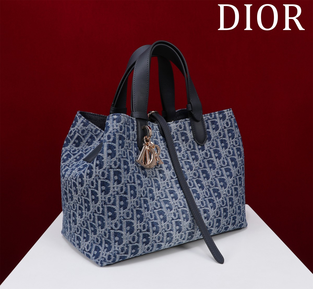 Bagsaaa Large D10r Toujours Bag Blue Denim D10r Oblique Jacquard - 37 x 27 x 19 cm