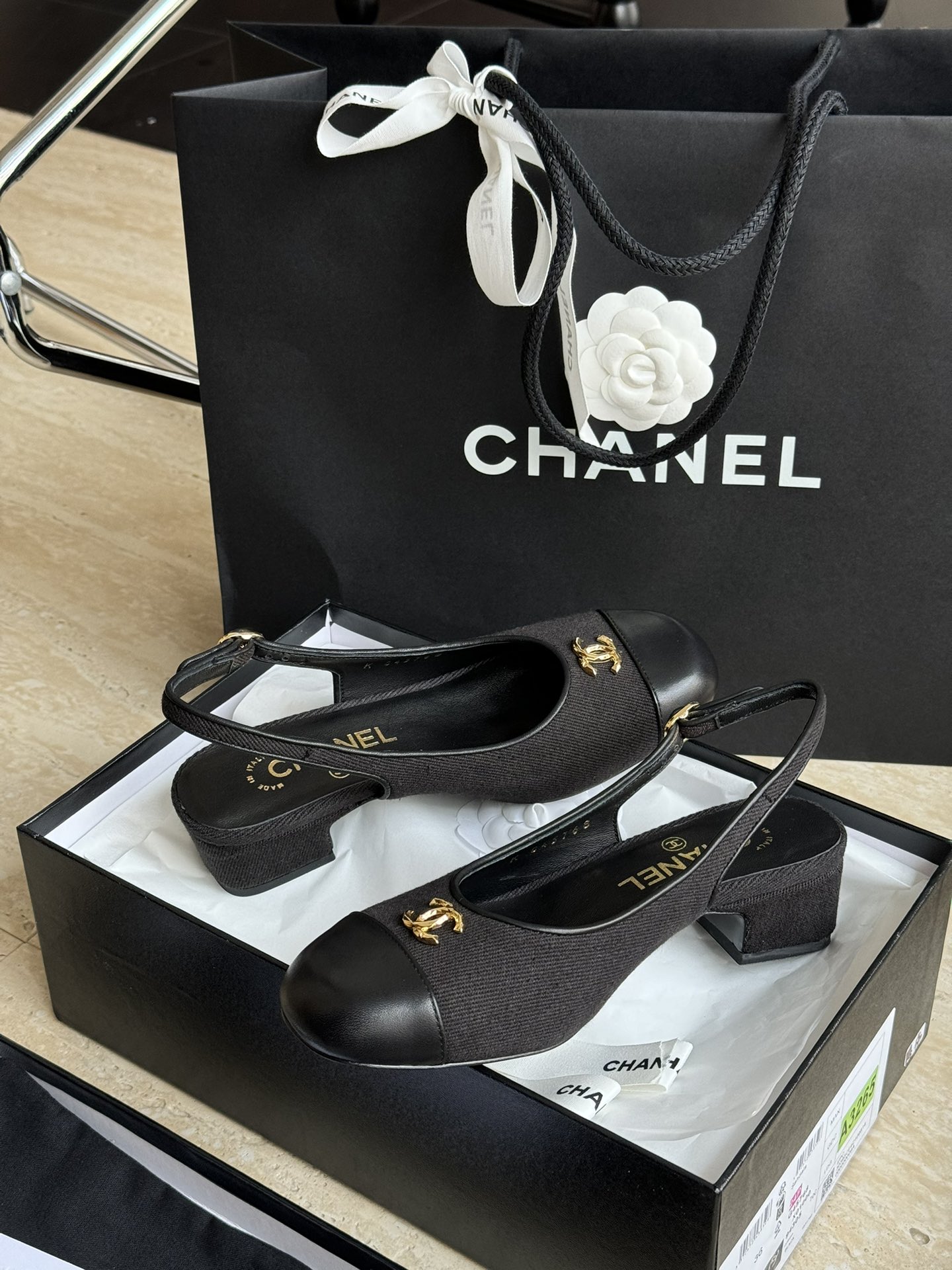 Bagsaaa Ch**el Slingbacks Wool & Calfskin Black G45768