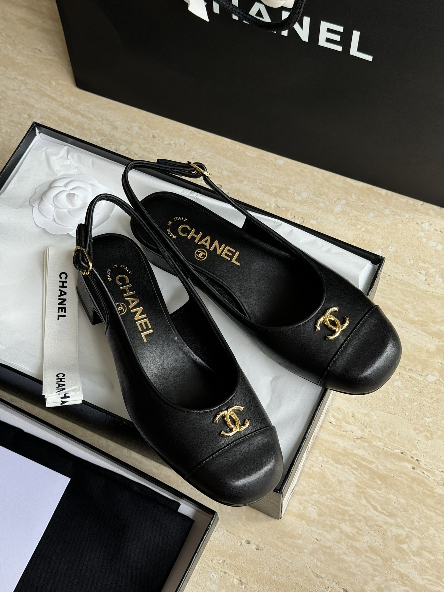 Bagsaaa Ch**el Slingbacks Calfskin Black G45768