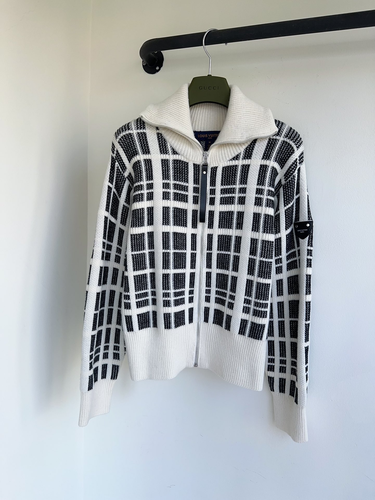 Bagsaaa L0vis Vuttion Graphic Tweed Knit Zip-Up Jacket