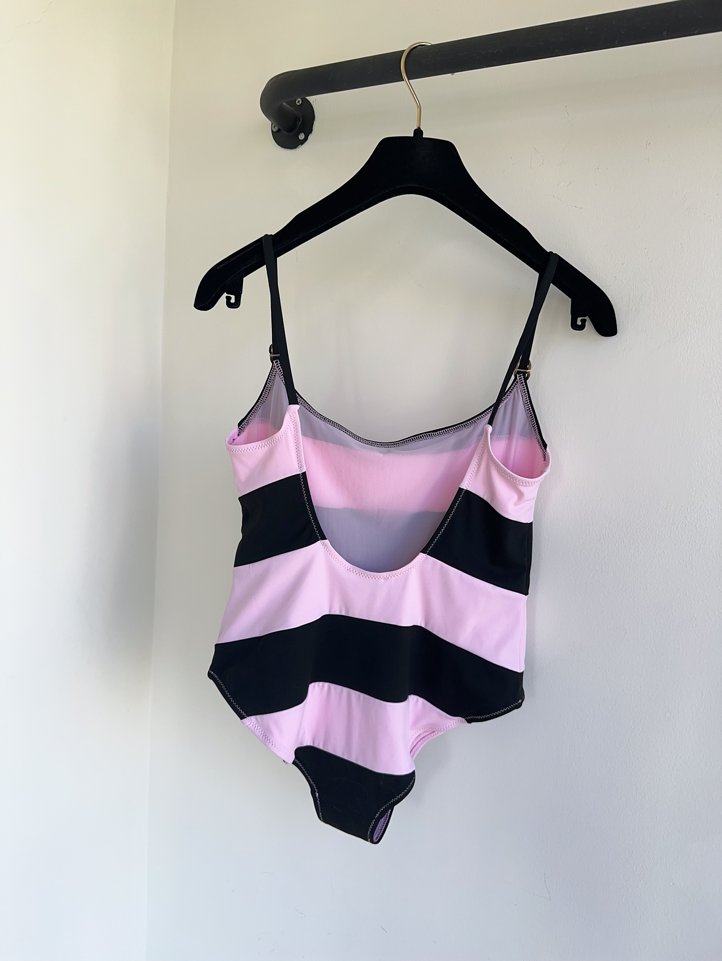 Bagsaaa Ch**el Bikini 06
