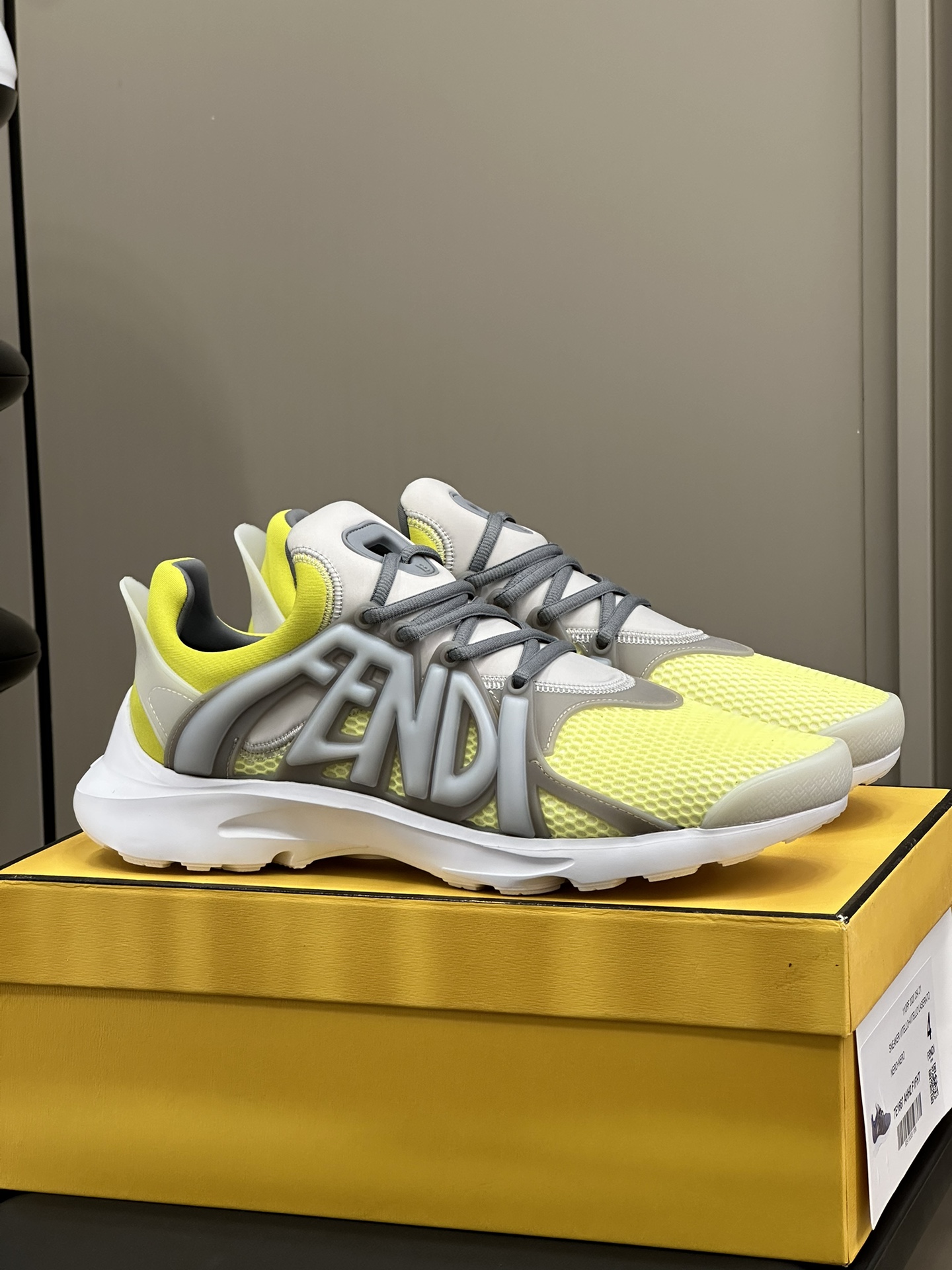 Bagsaaa F**di Tag Sneakers Yellow Technical Mesh Running Sneakers
