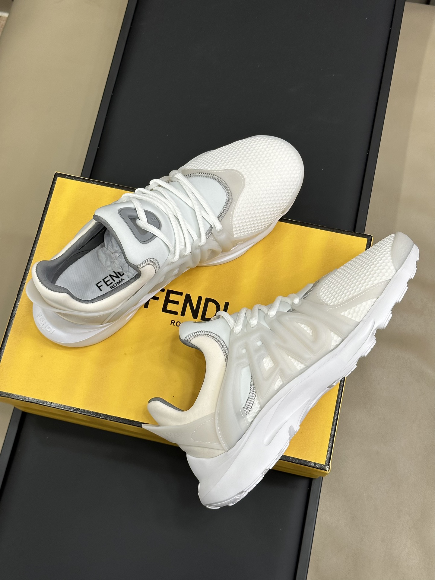 Bagsaaa F**di Tag Sneakers White Technical Mesh Running Sneakers