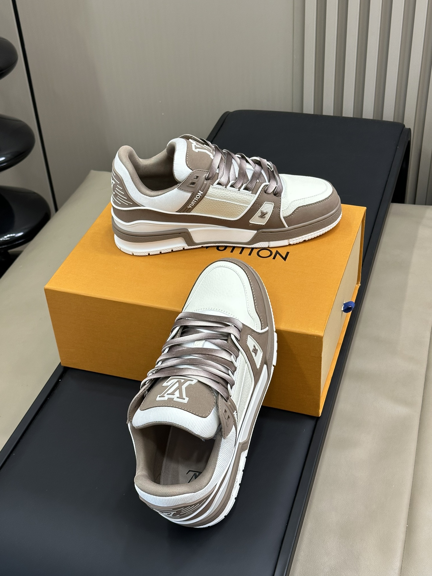 Bagsaaa LV Trainer Sneaker Taupe Gradient laces
