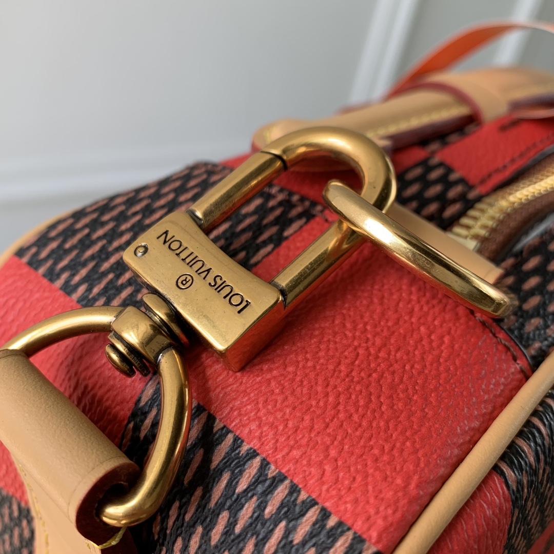 Bagsaaa L0vis Vvtt0n N40561 Chess Messenger Red - 24 x 24 x 8 cm