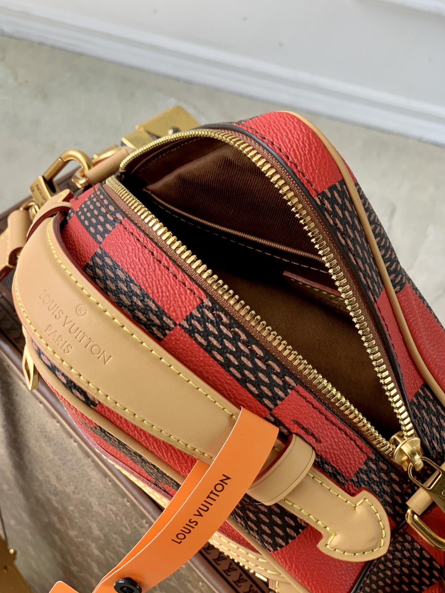 Bagsaaa L0vis Vvtt0n N40561 Chess Messenger Red - 24 x 24 x 8 cm
