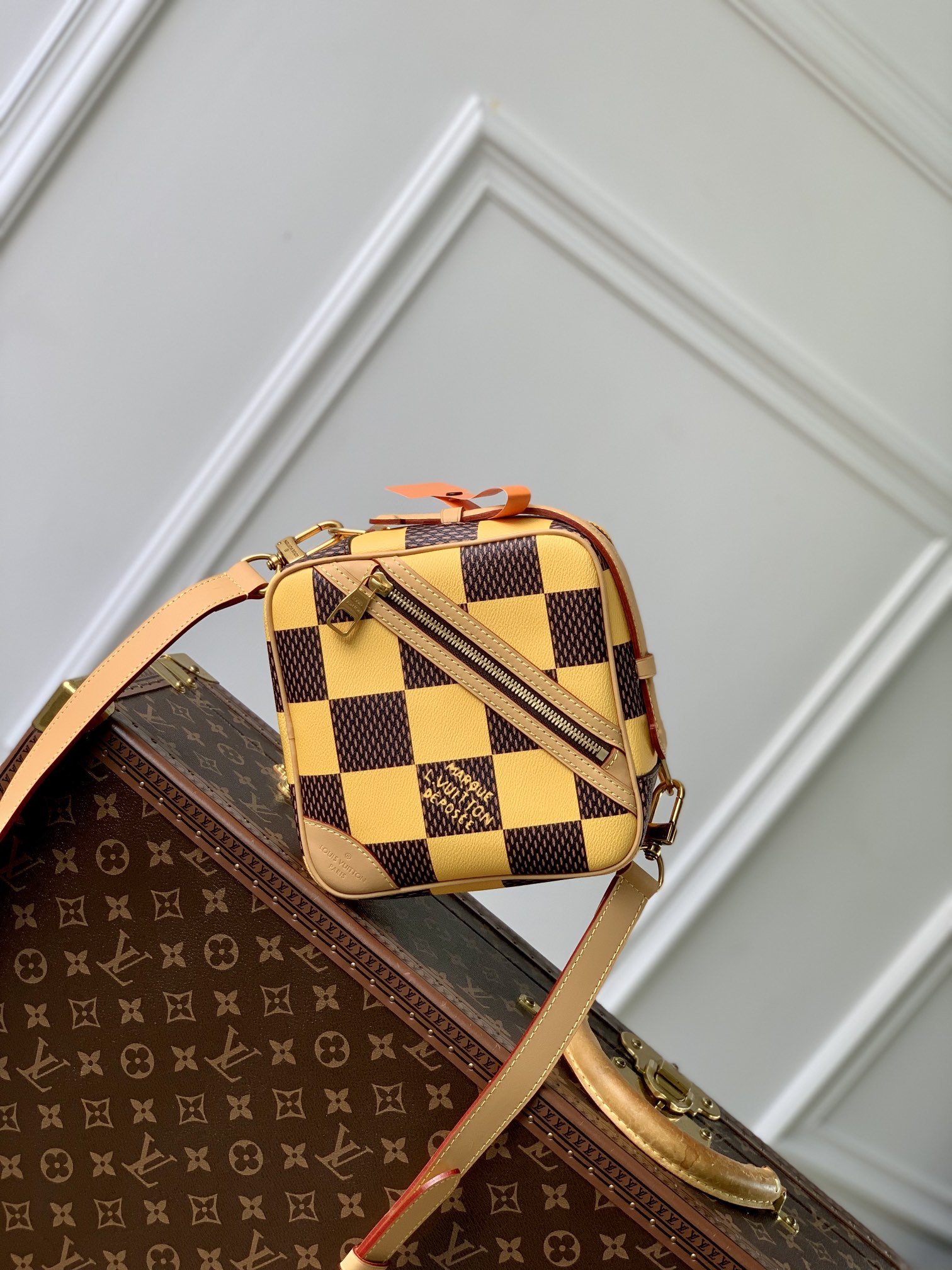 Bagsaaa L0vis Vvtt0n N40562 Chess Messenger Yellow - 24 x 24 x 8 cm
