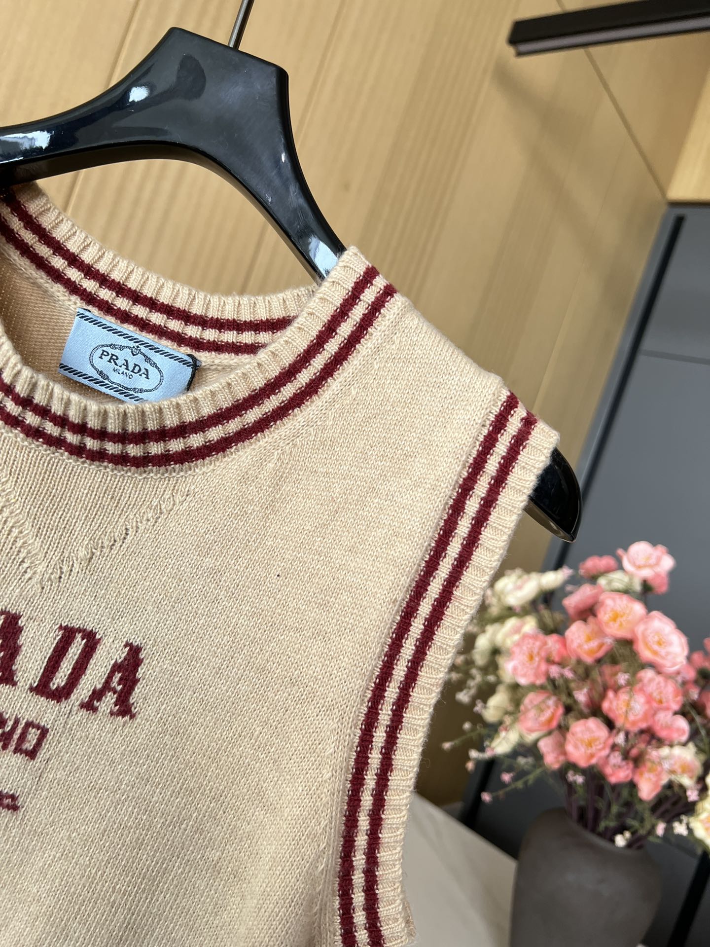 Bagsaaa Pra*a Wool And Cashmere Vest Camel/Amaranth
