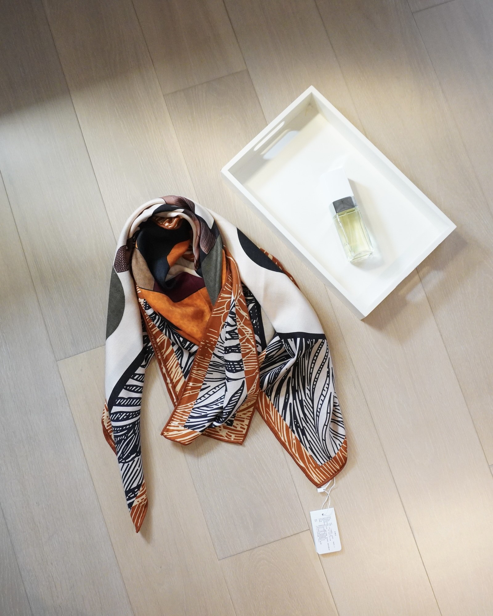 Bagsaaa H**me5 Cavalier En Formes Shawl 140cm